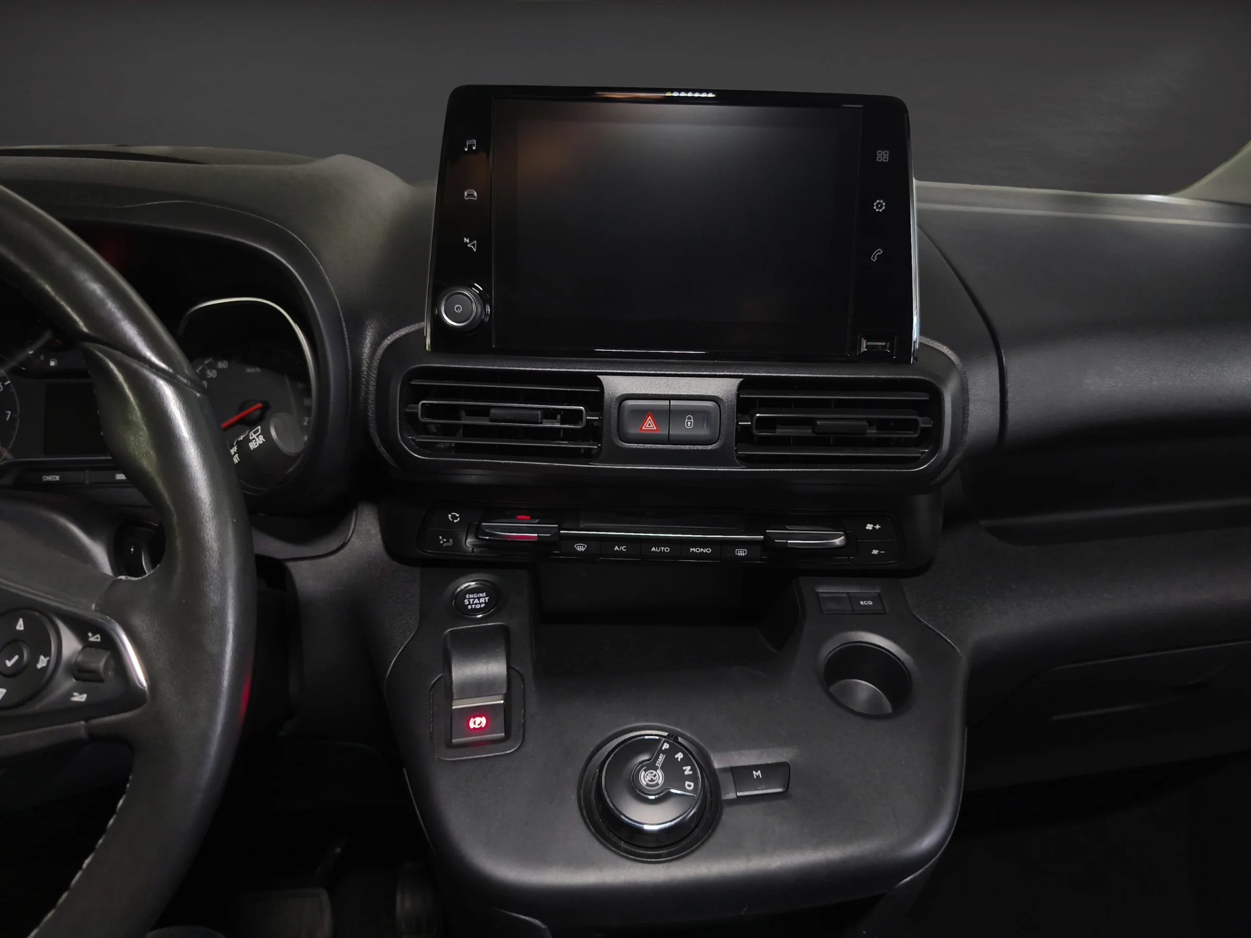Opel Combo Life Combi Elegance 130CV Automática (2023) – 5 Plazas Doble Puerta Lateral - Foto 25