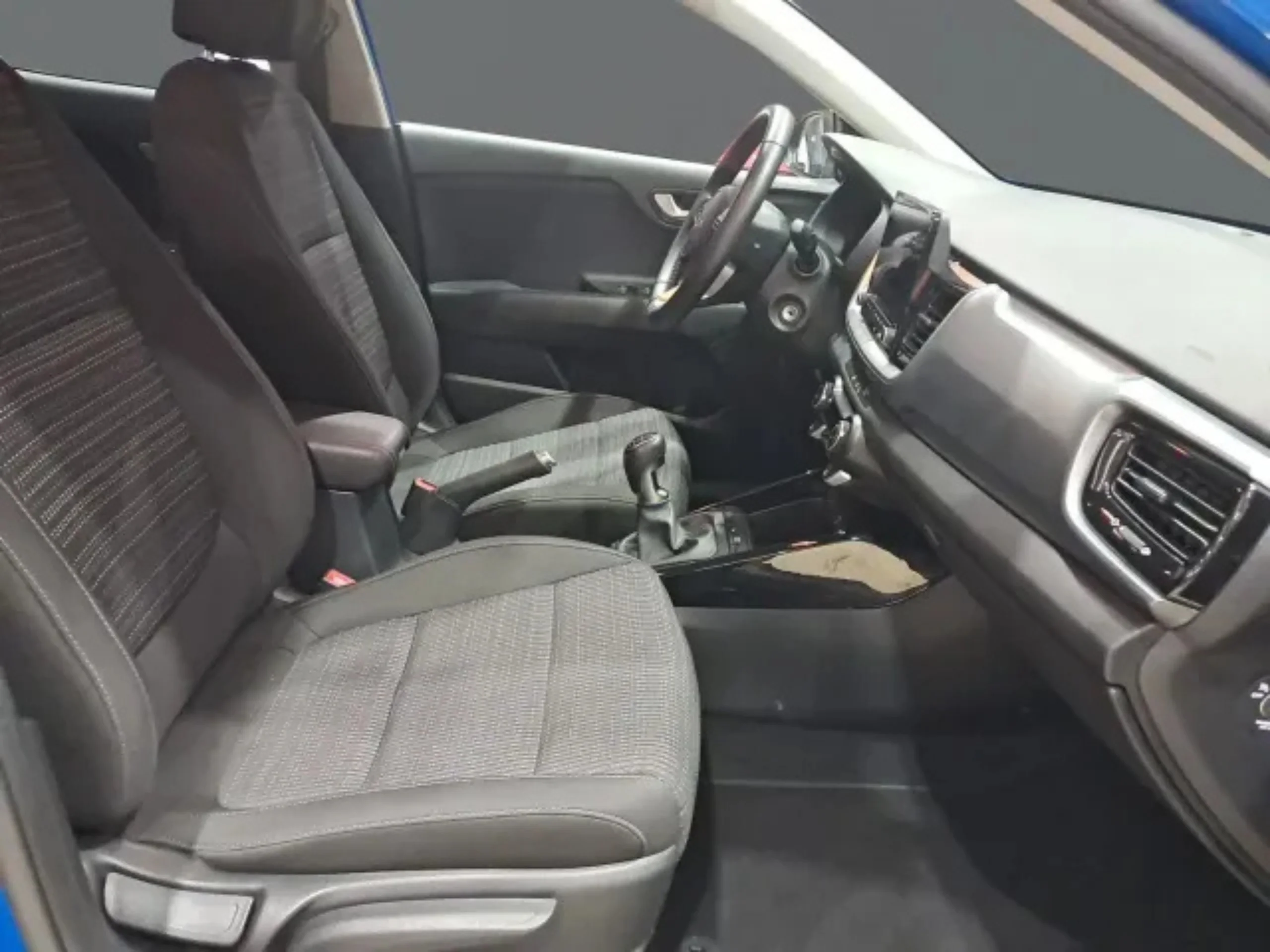 Kia Stonic 1.0 T-GDi MHEV Drive (2024) | Etiqueta ECO  - Foto 9