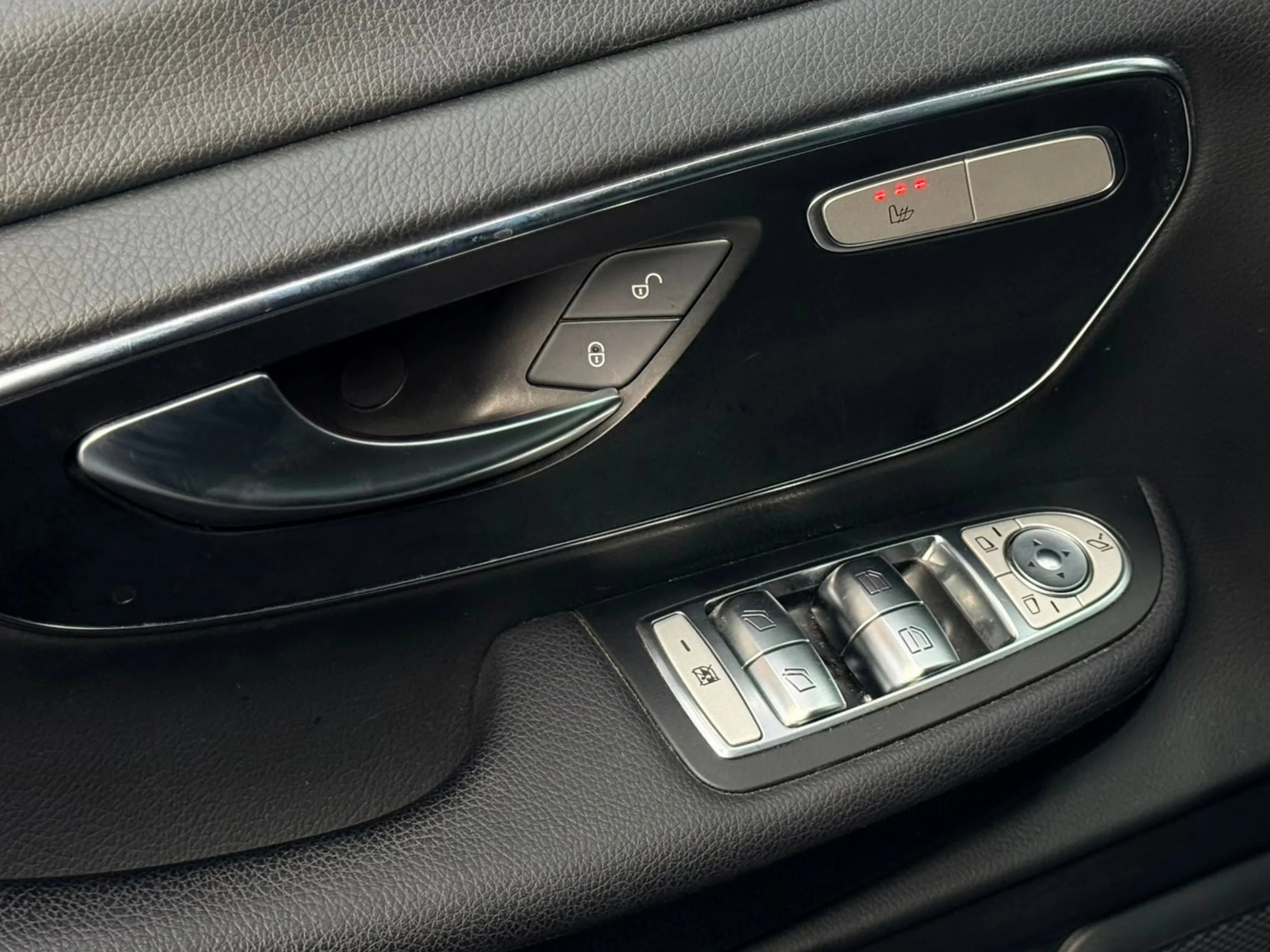 Mercedes-Benz V 220 Extralarga | 7 Plazas Premium | 4x4 | DESDE 867 €/mes - Foto 26