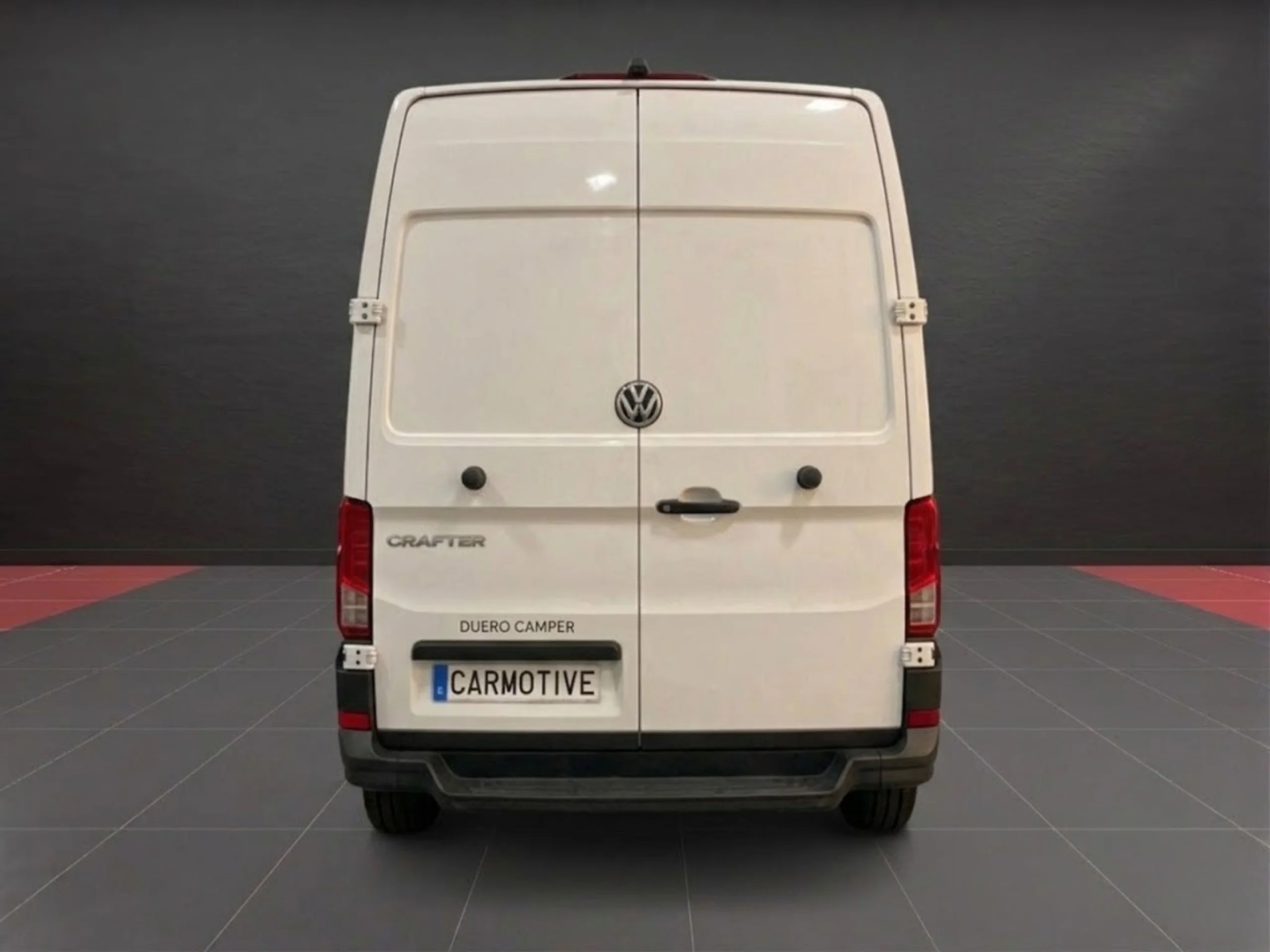 Volkswagen Crafter L3H3 140CV (2023) | 4 Plazas | Con Baño Interior | Paneles Solares | Adicional Adaptada con Rampa PMR (Minusvalidos) - Foto 5