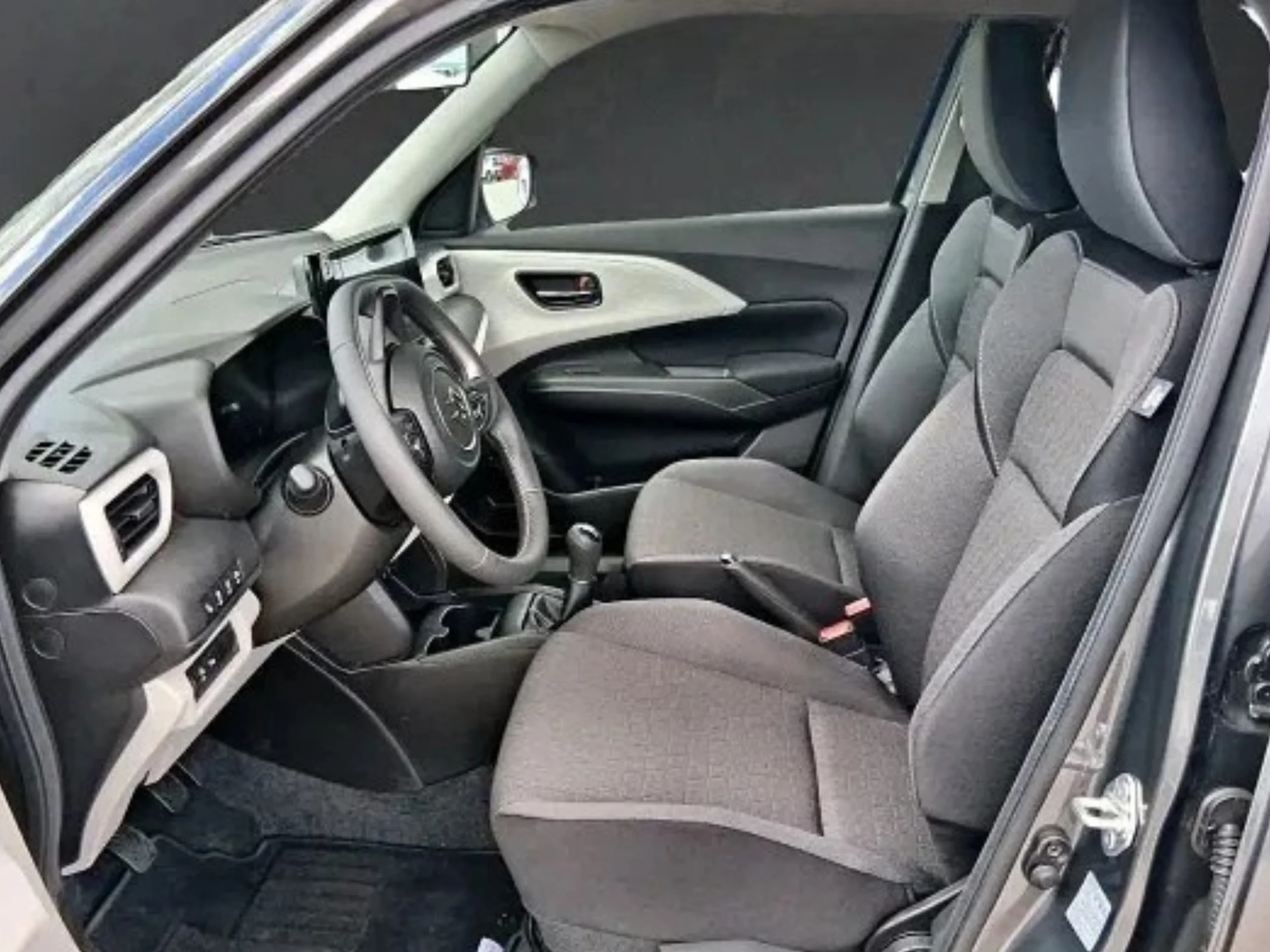 Suzuki Swift 1.2 MHEV S2 (2026) | Etiqueta ECO | 5.100km | Oportunidad de reestreno - Foto 7