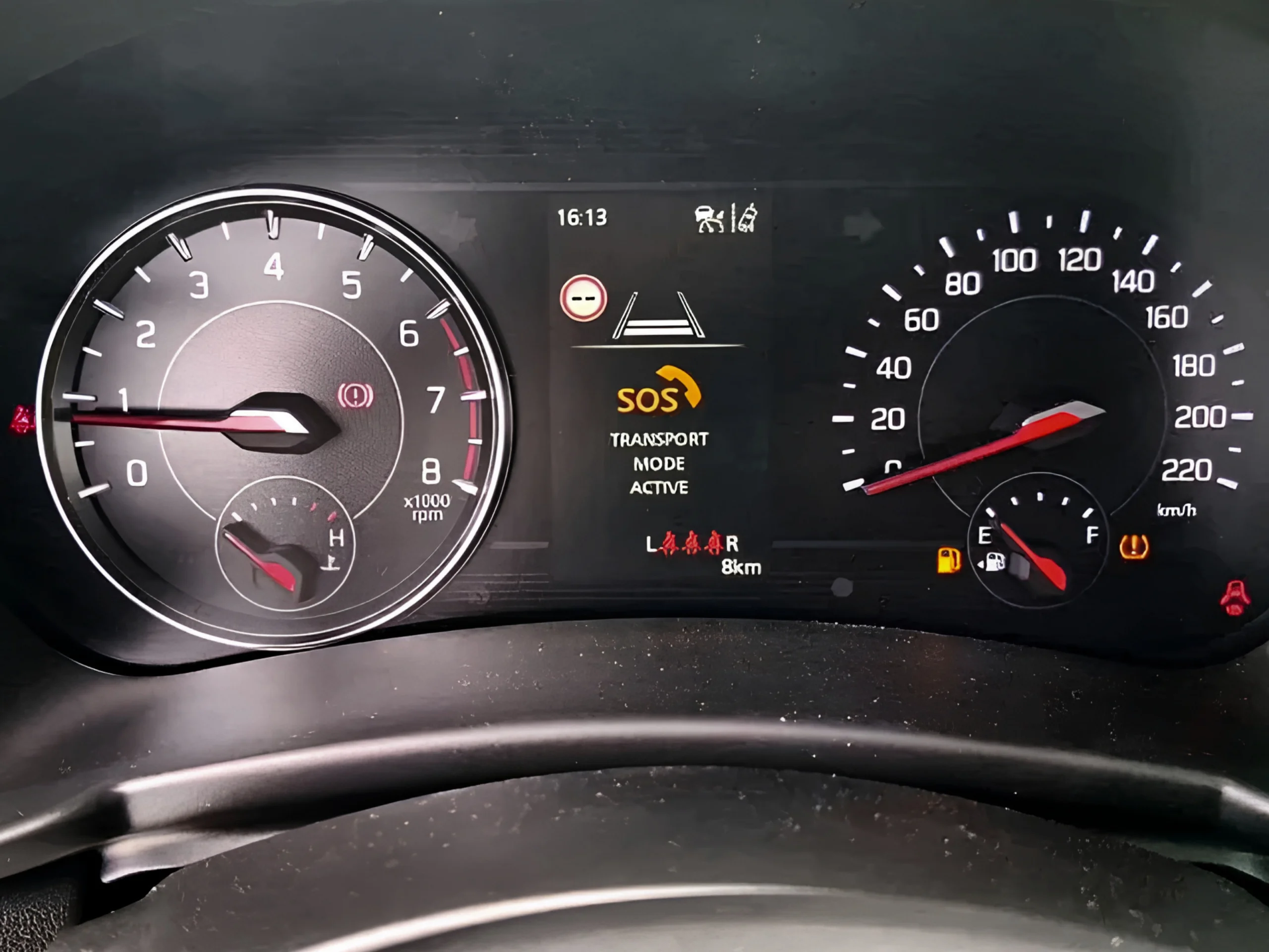 Suzuki Swift 1.2 MHEV S2 (2026) | Etiqueta ECO | 5.100km | Oportunidad de reestreno - Foto 13