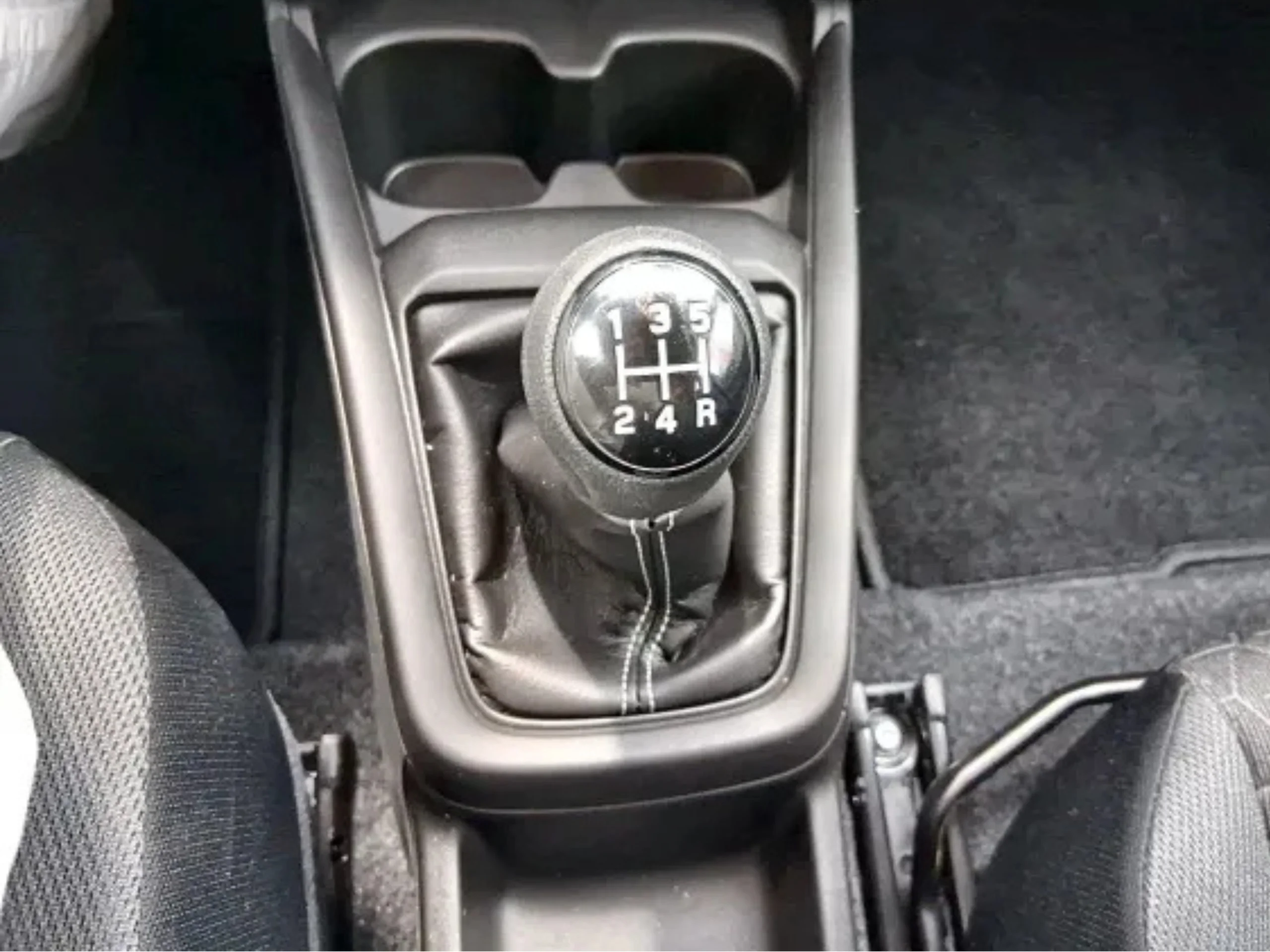 Suzuki Swift 1.2 MHEV S2 (2026) | Etiqueta ECO | 5.100km | Oportunidad de reestreno - Foto 19