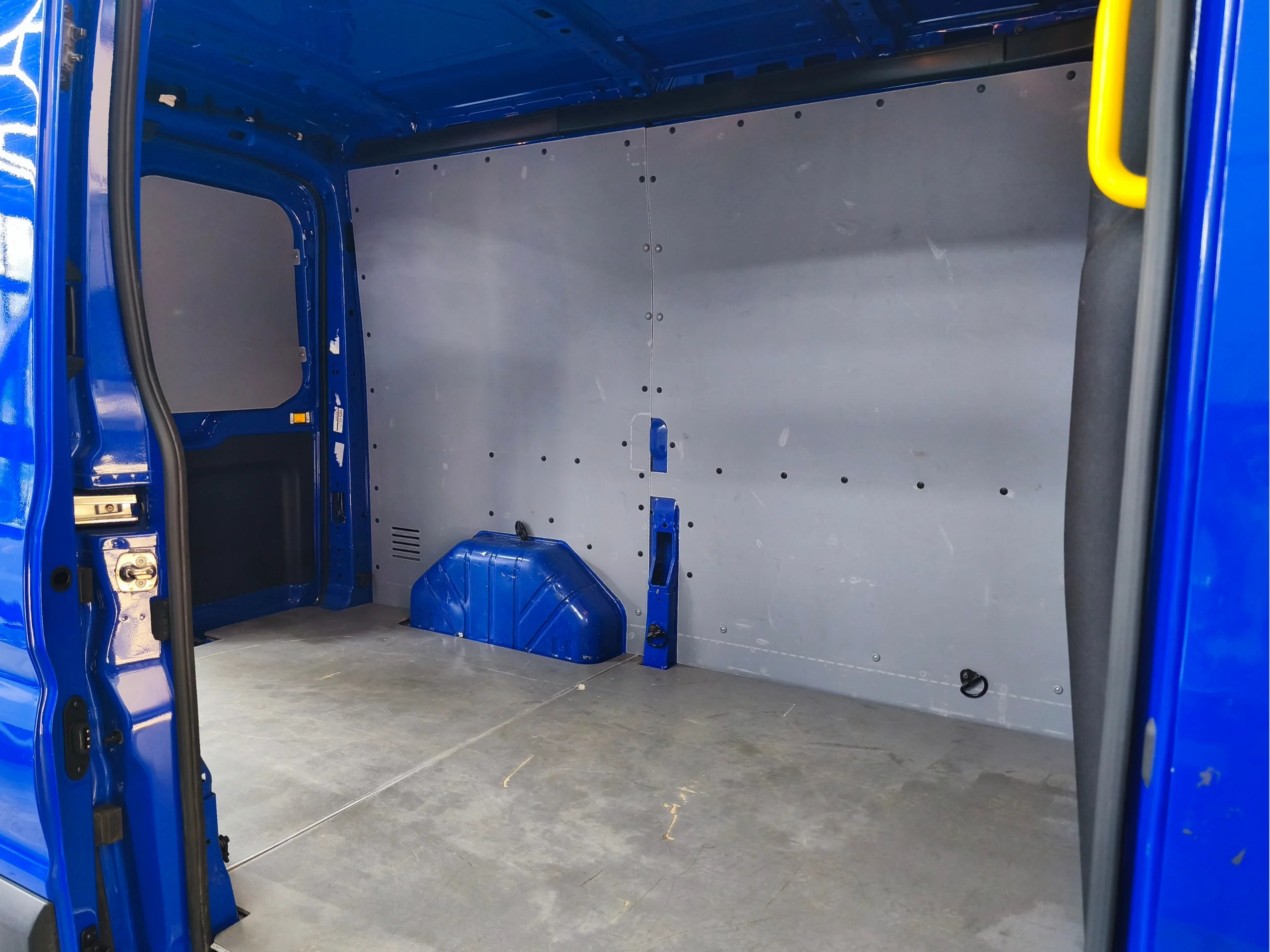 Ford Transit L2H2 Trend | Equilibrio y Capacidad | DESDE 388 €/mes - Foto 10