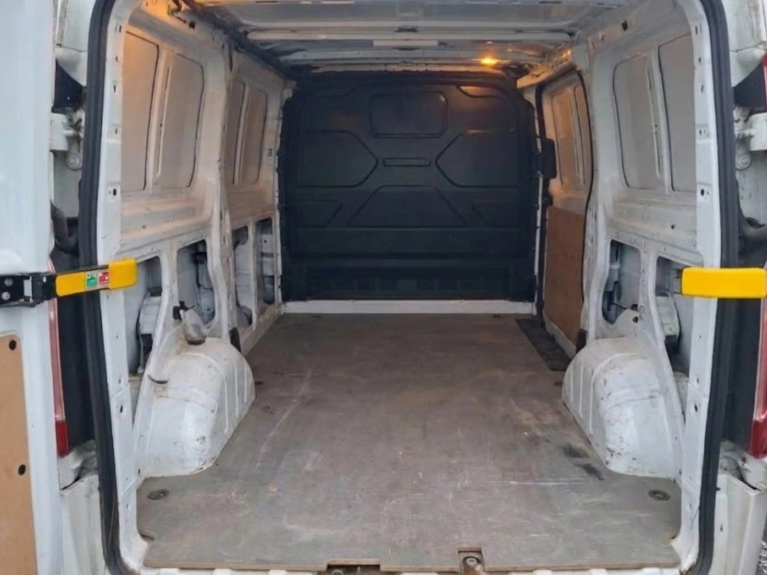 Ford Transit Custom L1H1 MHEV | Trend Business | Etiqueta ECO | Desde 314€/mes - Foto 9