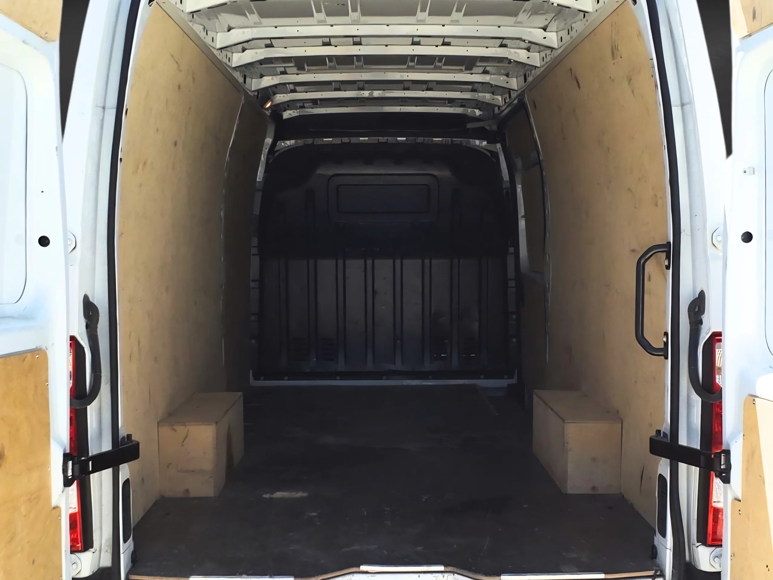 Renault Master Furgón L4H2 (2023) | Tracción Trasera | Renault Trucks Edition | Gran Volumen | Desde 418€/mes - Foto 9