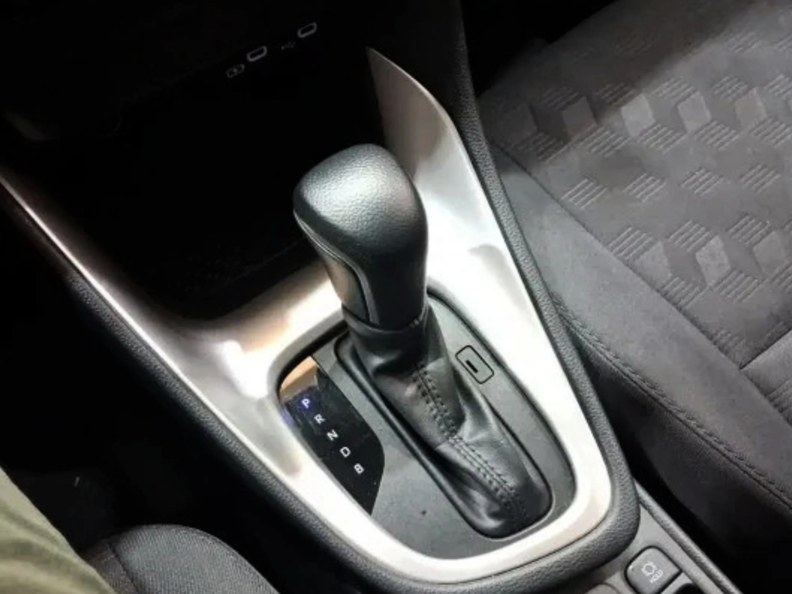 Toyota Yaris 1.5 120H Active Plus ECO (2025) | Desde 321€/mes - Foto 19