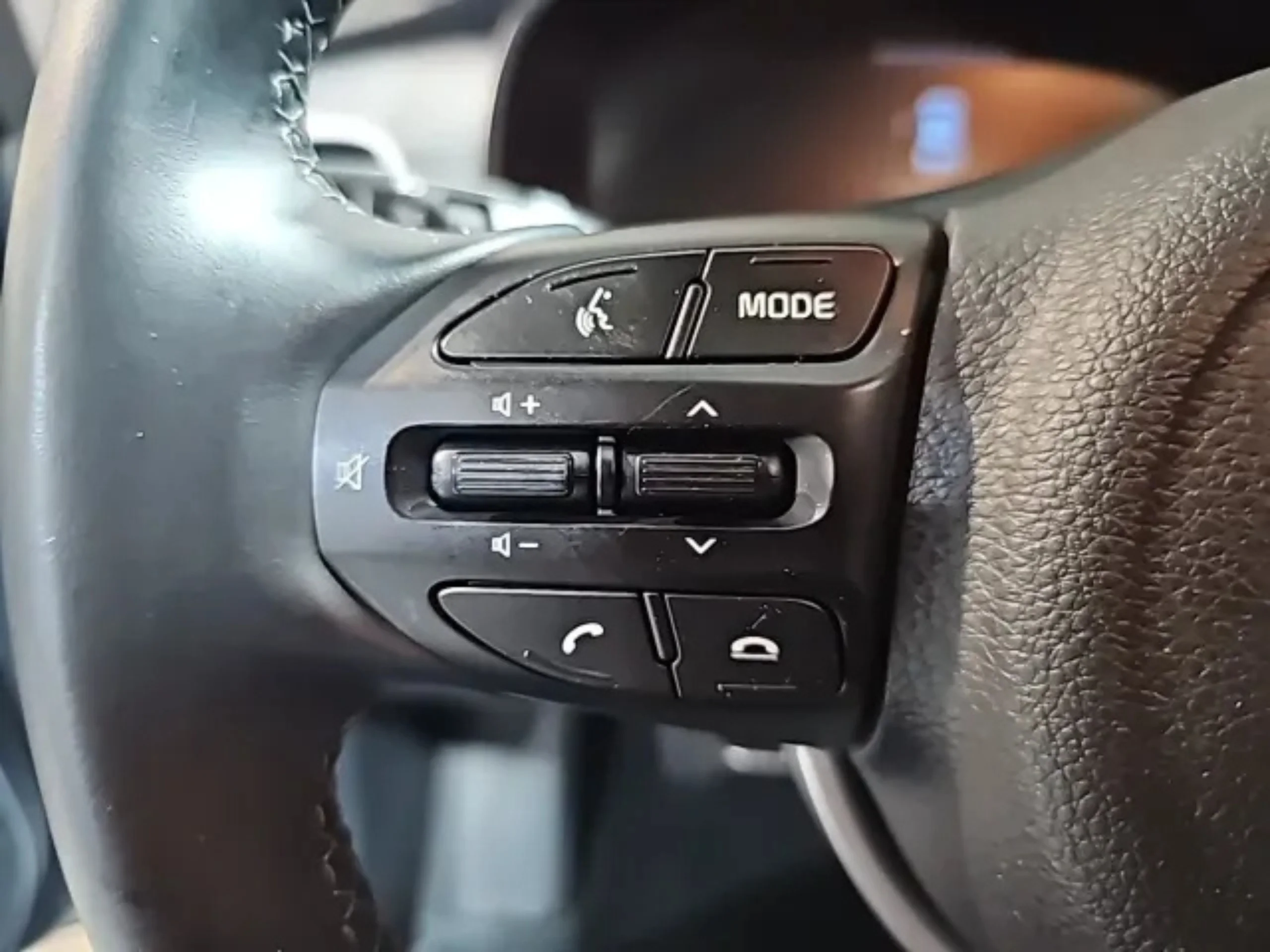 Kia Stonic 1.0 T-GDi MHEV Drive (2024) | Etiqueta ECO  - Foto 13