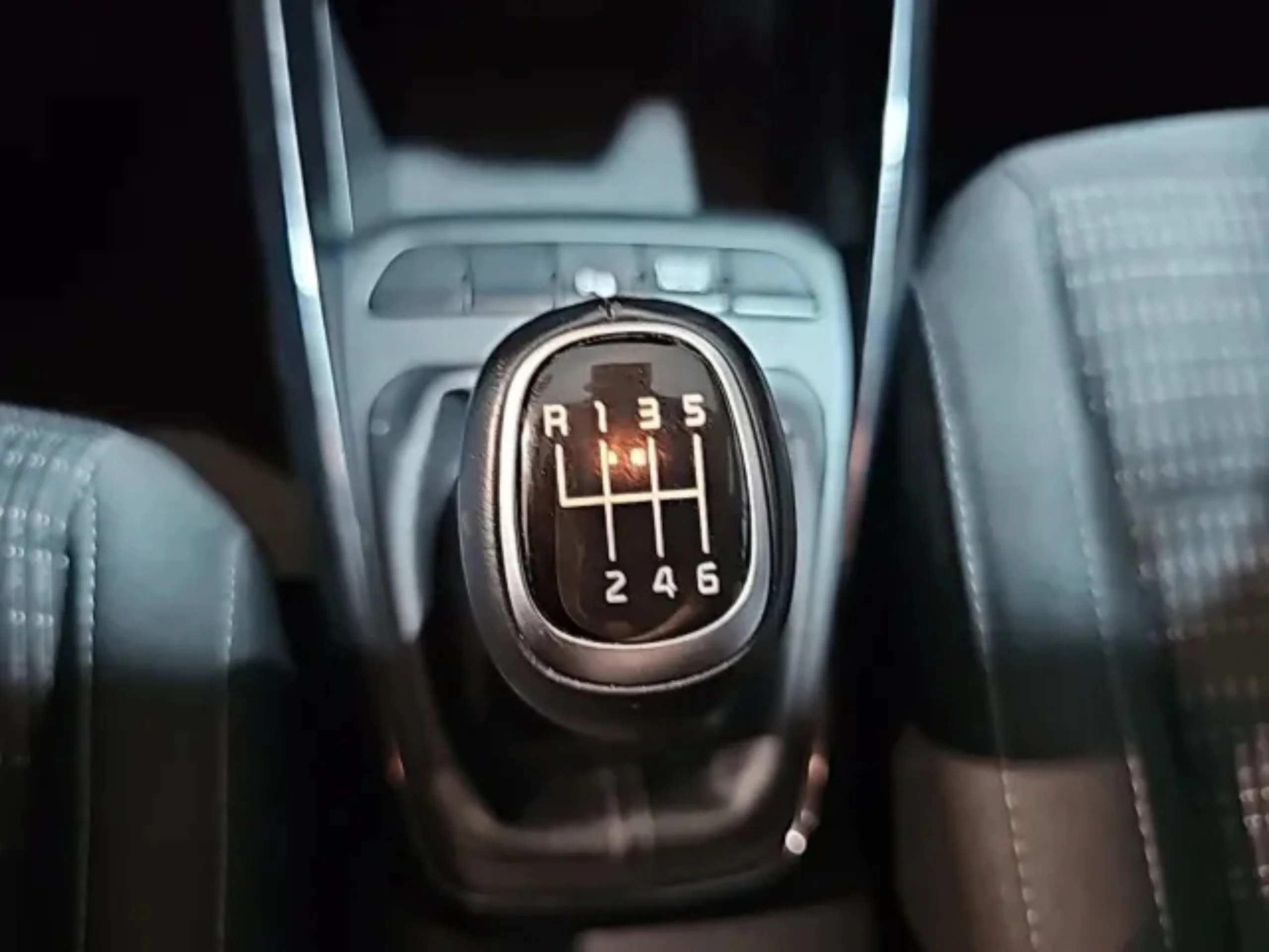 Kia Stonic 1.0 T-GDi MHEV Drive (2024) | Etiqueta ECO  - Foto 19