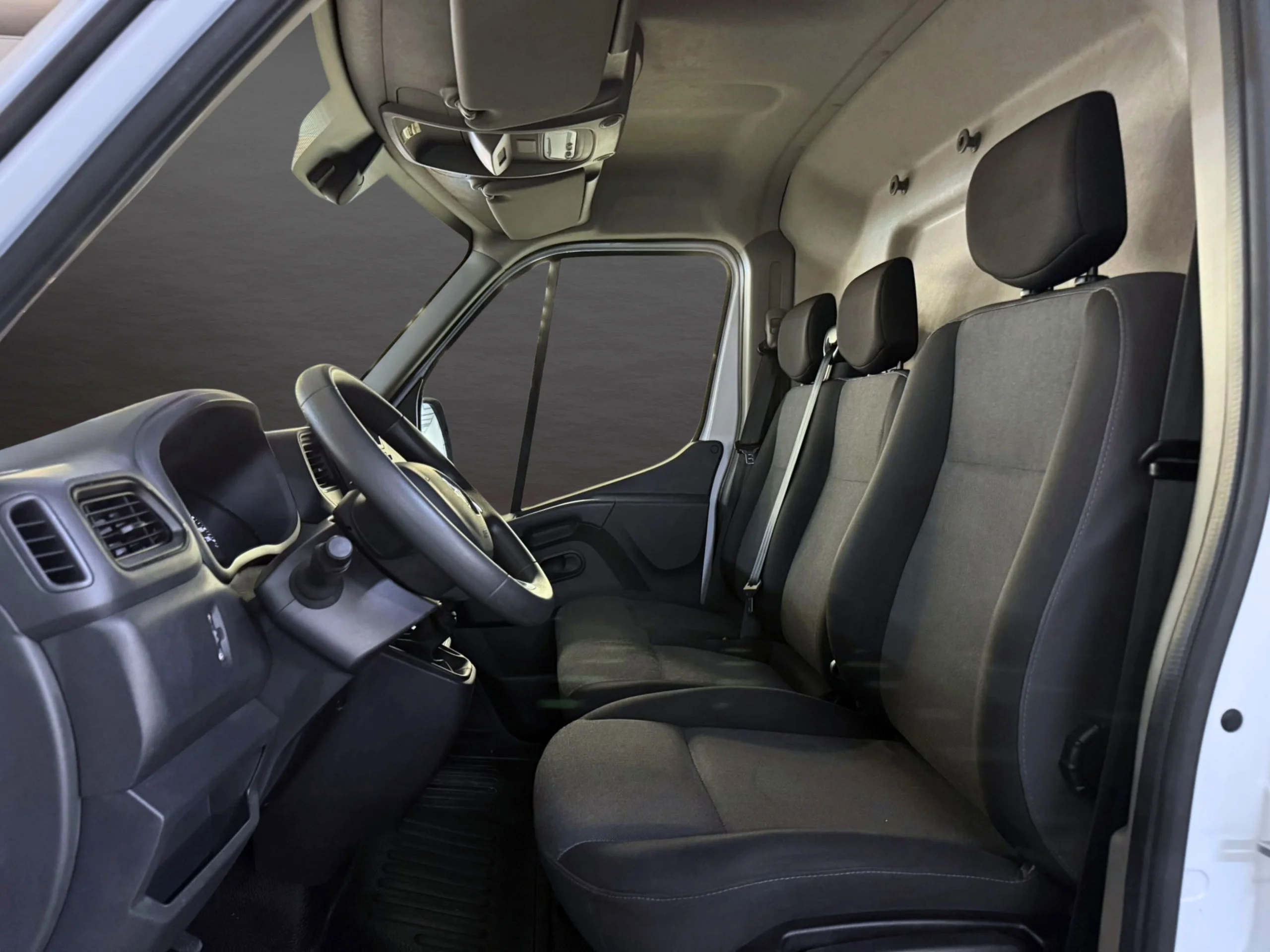 Renault Master L4H2 145 CV Doble Rueda trasera  - Foto 9