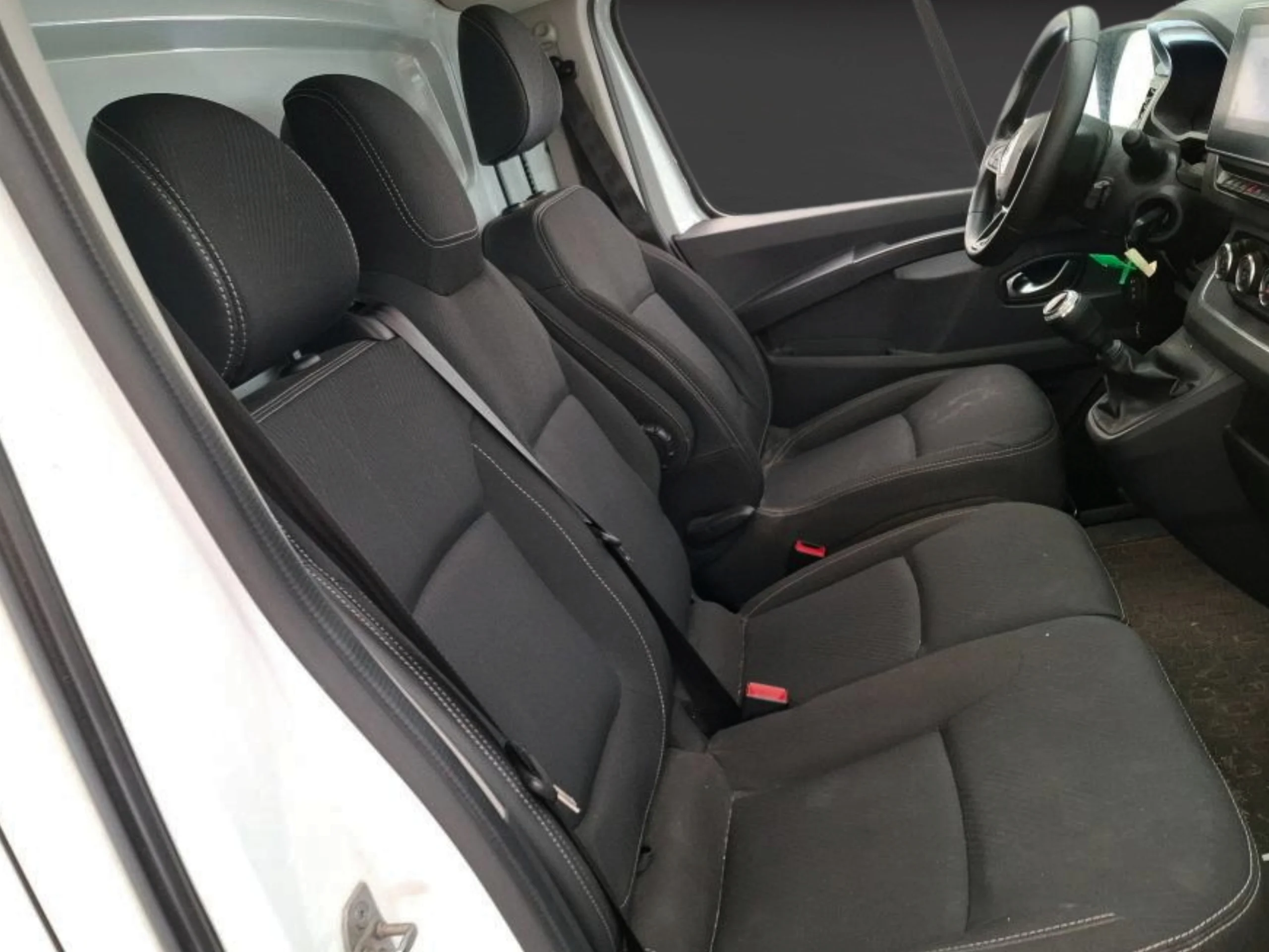 Renault Trafic  L2H2 150CV con Baca y Escalera | Desde 360€/mes - Foto 7