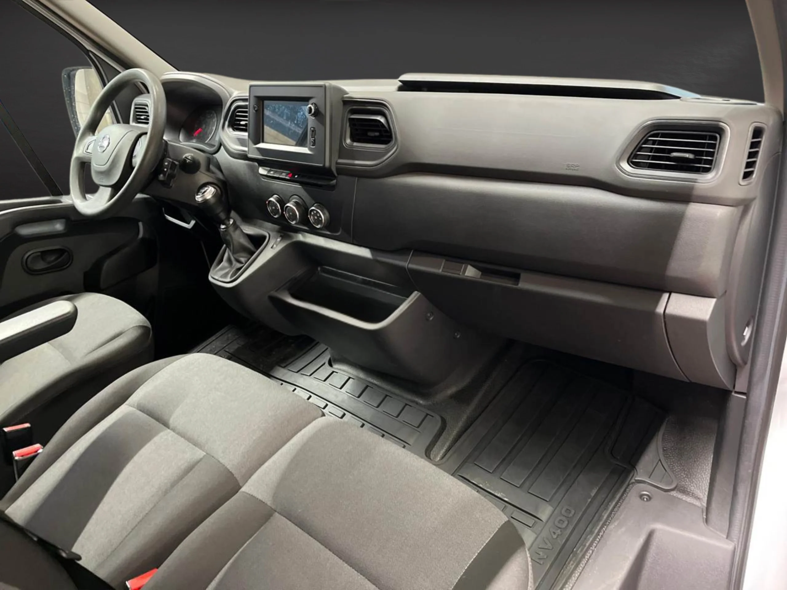 Nissan NV400 L2H2 35 135CV FWD Comfort Manual Diesel - Foto 9