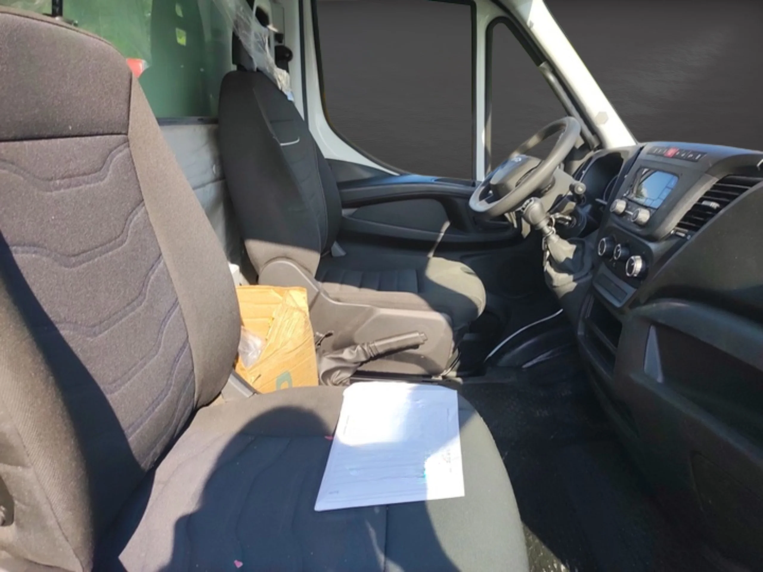 Iveco Daily Carrozado L4 Híbrido GNC / GASOLINA 136 CV - Foto 7