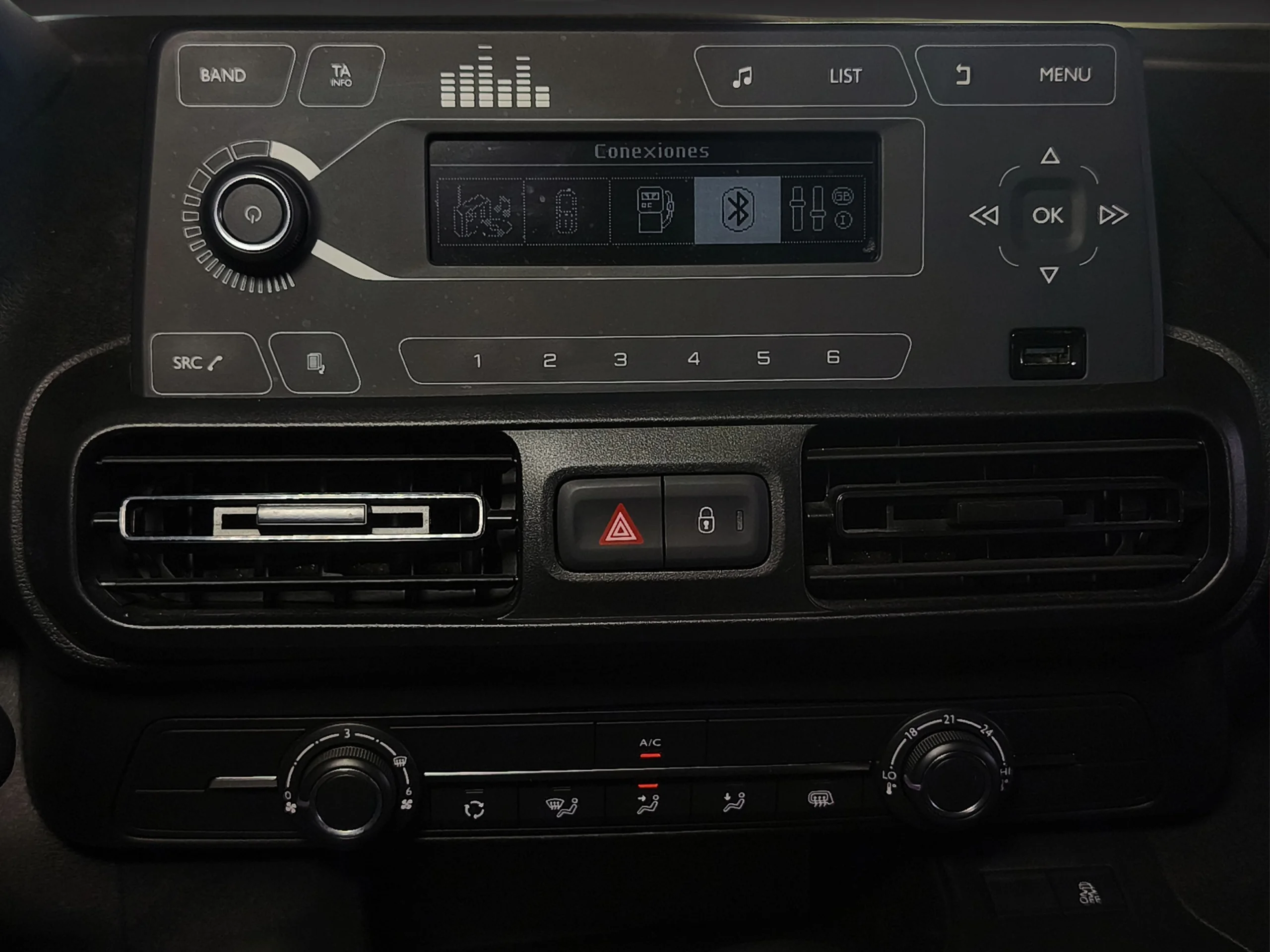 Peugeot Partner Pro Standard 600kg BlueHDi (2022) | Agilidad y Rendimiento para tu Negocio | Desde 225 € al mes - Foto 23
