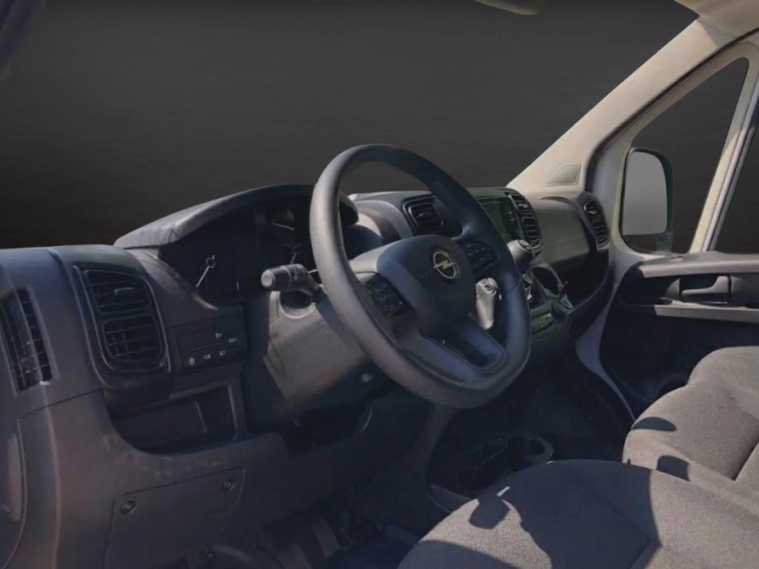 Opel Movano L2H2 140CV (2025) | Reestreno | Desde 418€/mes - Foto 9