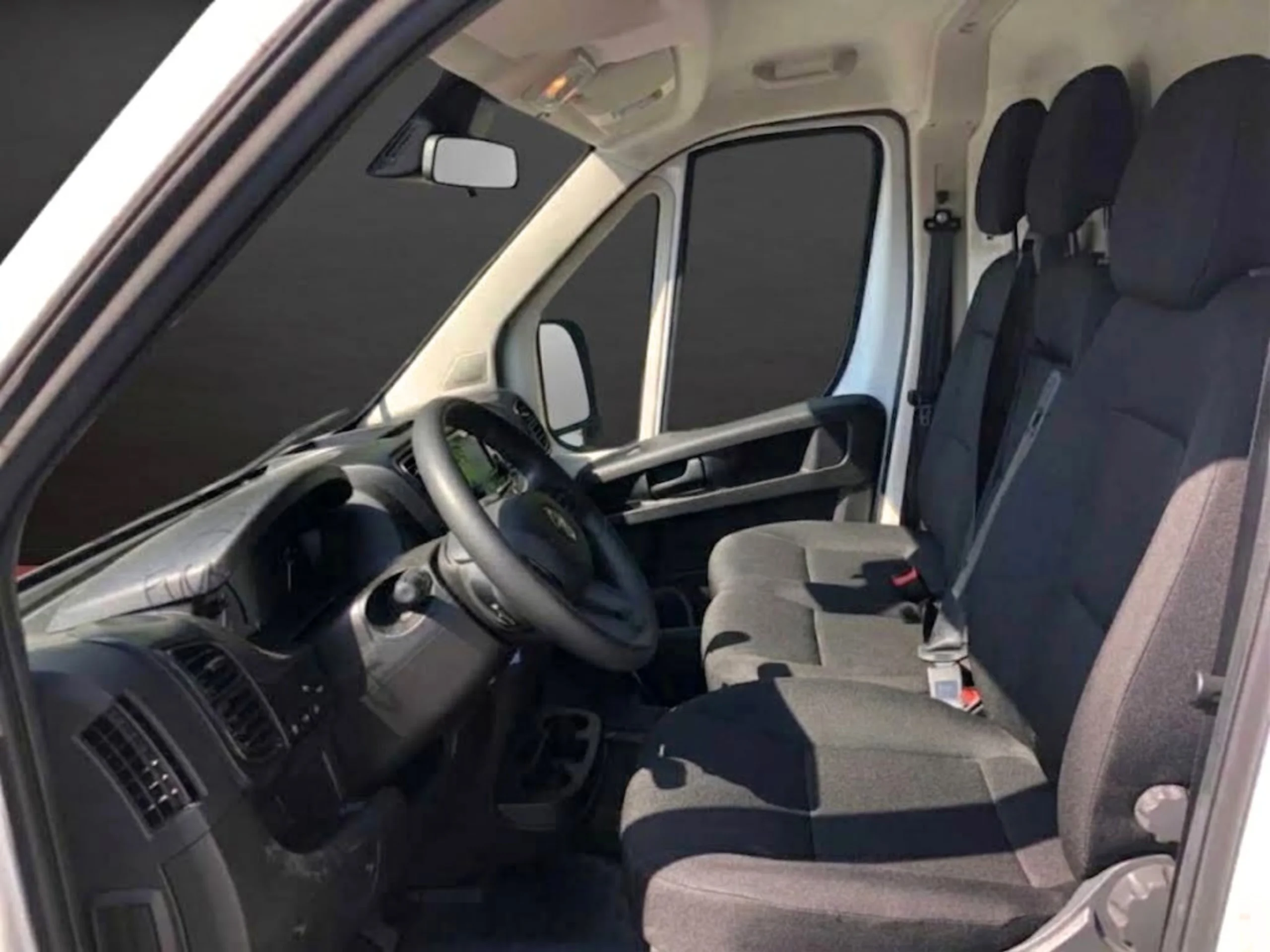 Opel Movano L2H2 140CV (2025) | Reestreno | Desde 418€/mes - Foto 10