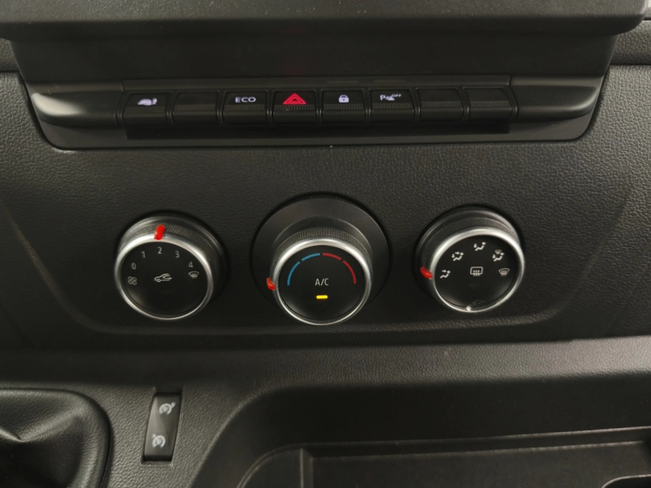 Renault Master L2H2 T35 135CV | Desde 357€/mes - Foto 19