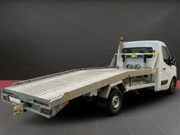 Renault Master Camion grua 3500 kg portacoches