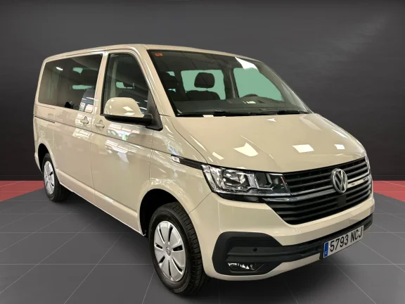Volkswagen Transporter T6 Combi 9 Plazas 