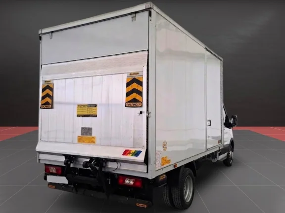 Ford Transit L3H3 Carrozado con Trampilla y Puerta Lateral | Doble Rueda | Desde 671€/mes
