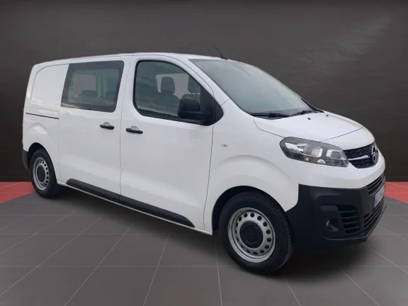 Opel Vivaro Mixta 6 Plazas con separador de carga abatible