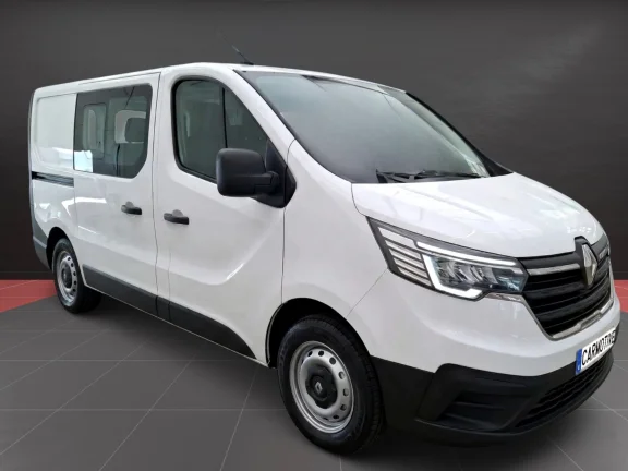 Renault Trafic Doble cabina 6 Plazas con separador de carga LH1 150CV