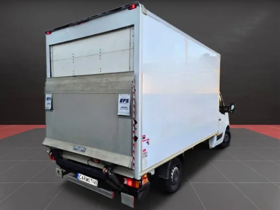 Renault Master L3H3 con Portón trasero y Trampilla (2022) | Desde 500€/mes