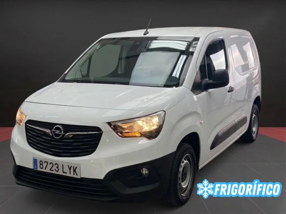 Opel Combo Frigorífica FRCX -20°C – Ocasión con Frío Oculto e Isotermo a Estrenar ¡DESDE 379 € al mes sin entrada!