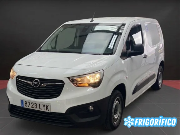 Opel Combo Frigorífica FRCX -20°C – Ocasión con Frío Oculto e Isotermo a Estrenar ¡DESDE 379 € al mes sin entrada!