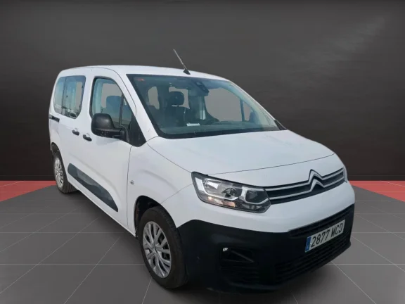 Citroen Berlingo Furgón Talla M BlueHDi (2022) | Eficiencia y Agilidad Urbana | Desde 260 € al mes