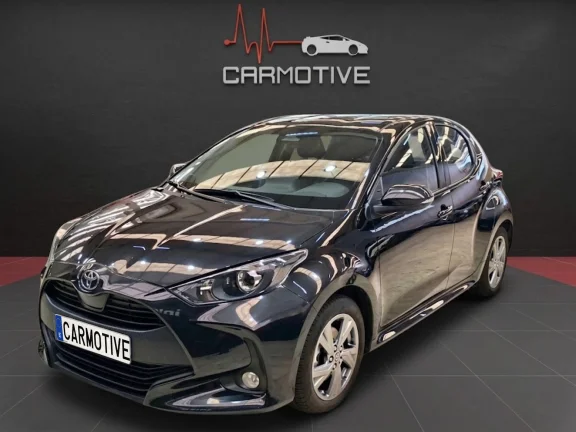 Toyota Yaris 1.5 120H Active Plus ECO (2025) | Desde 321€/mes