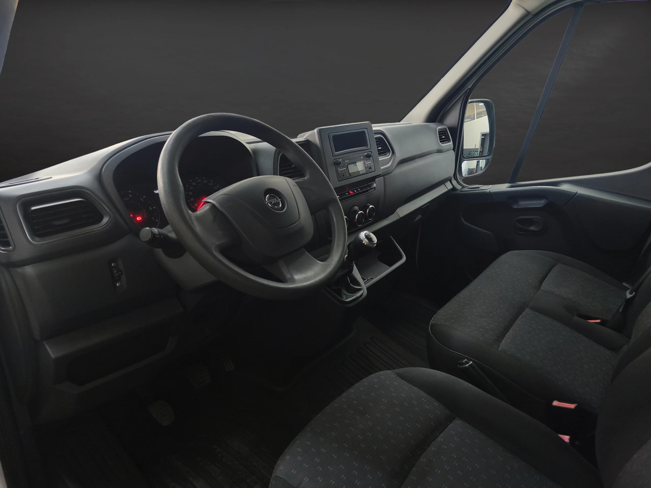 Opel Movano L2H3 con Trampilla | Gran Volumen | DESDE 387 €/mes - Foto 9