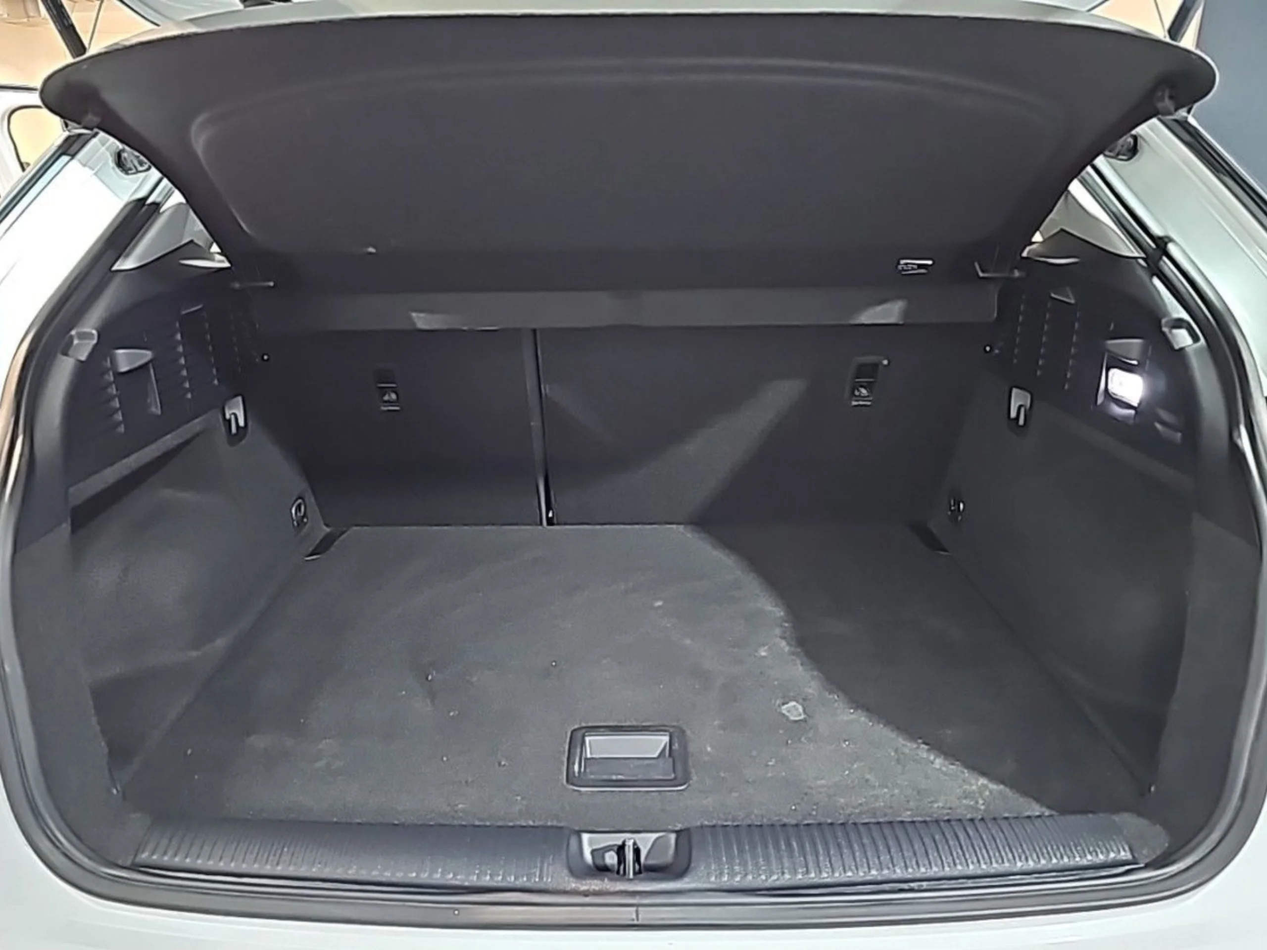 Audi Q2 Design 30 TFSI  116 CV - Foto 7