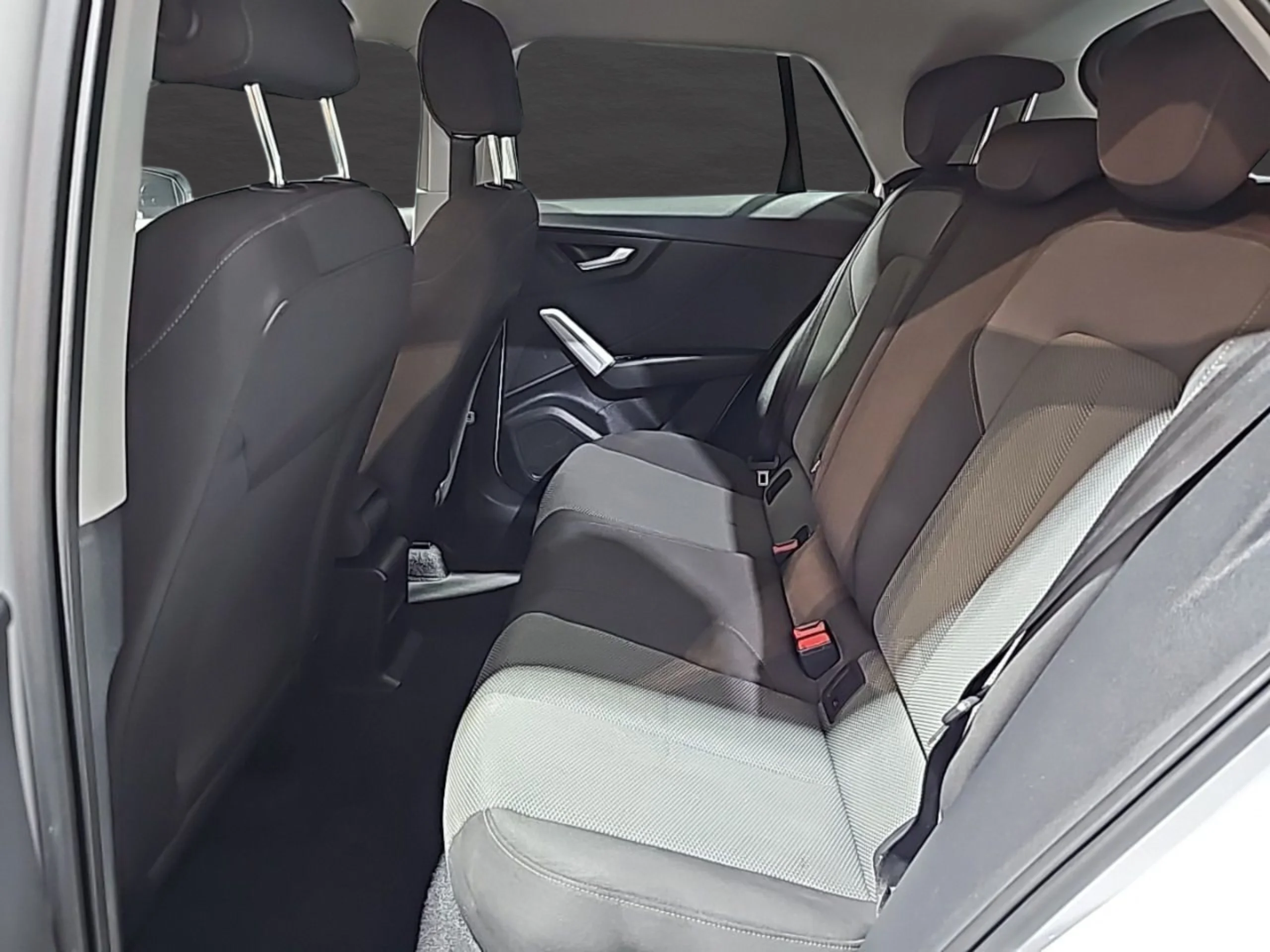 Audi Q2 Design 30 TFSI  116 CV - Foto 12