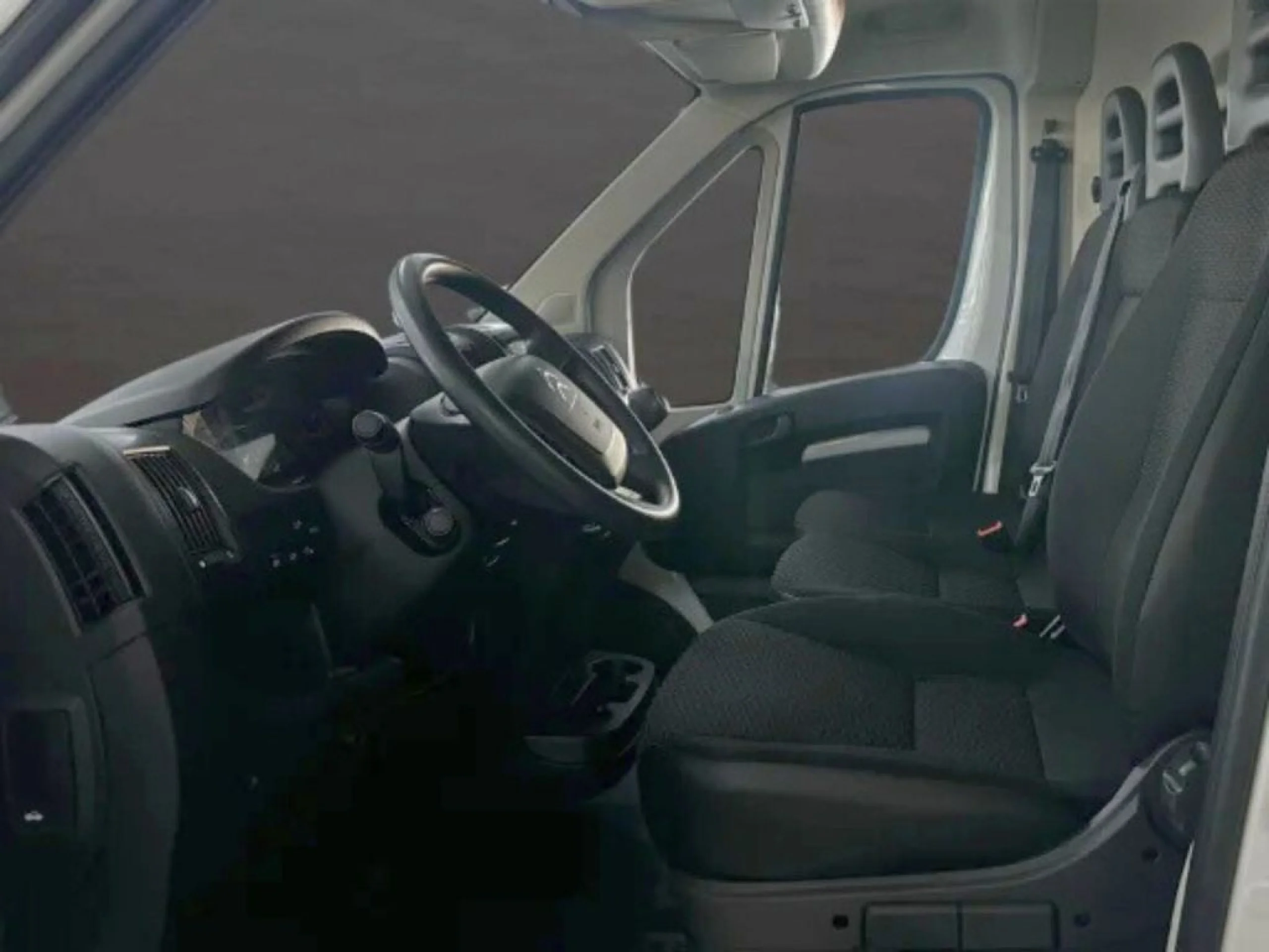 Citroen Jumper Furgon l3h2 con baca 140 cv - Foto 10