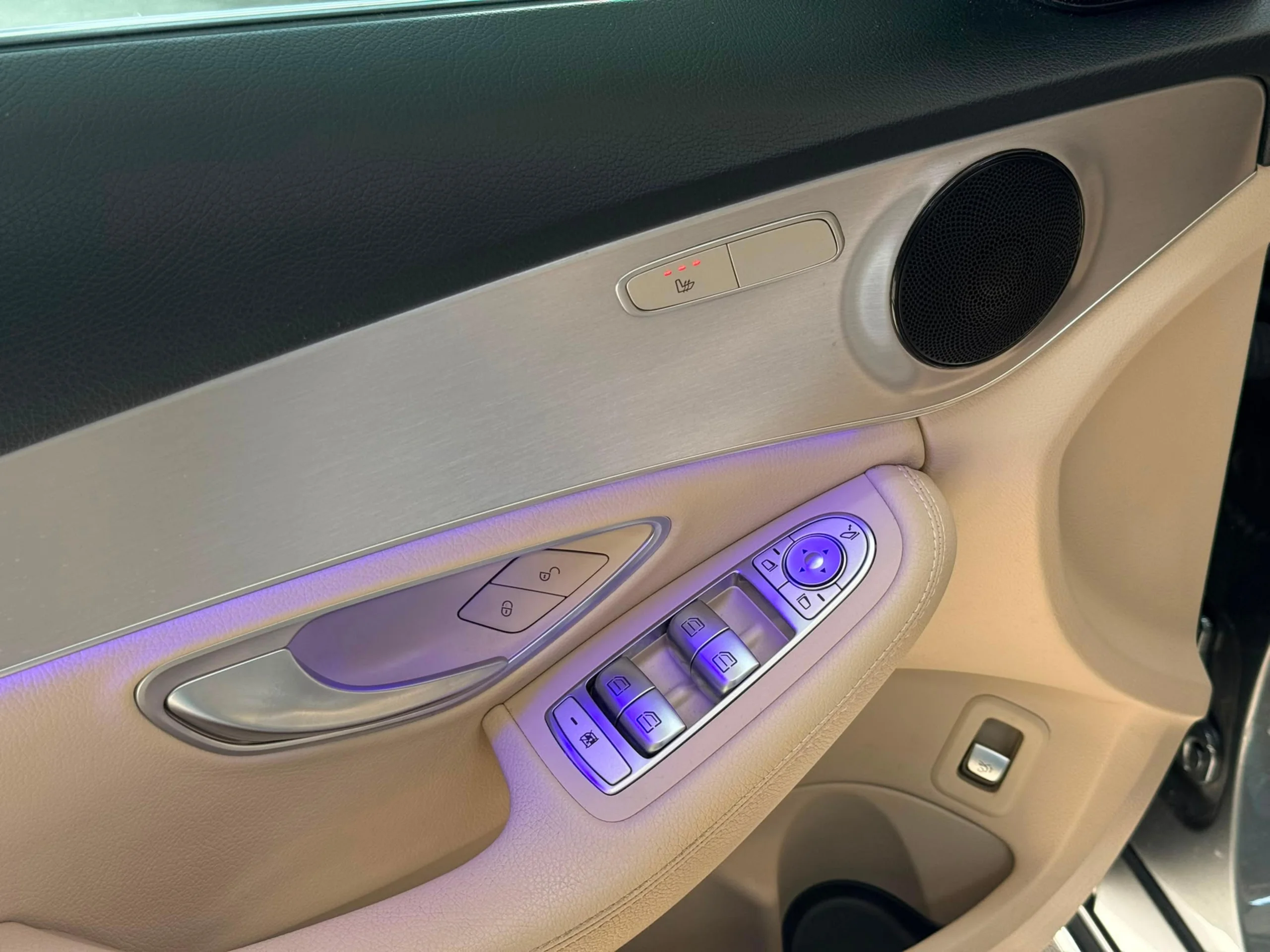Mercedes-Benz Clase C 300de Estate Avantgarde – 306CV, Etiqueta CERO y Full Extras - Foto 13