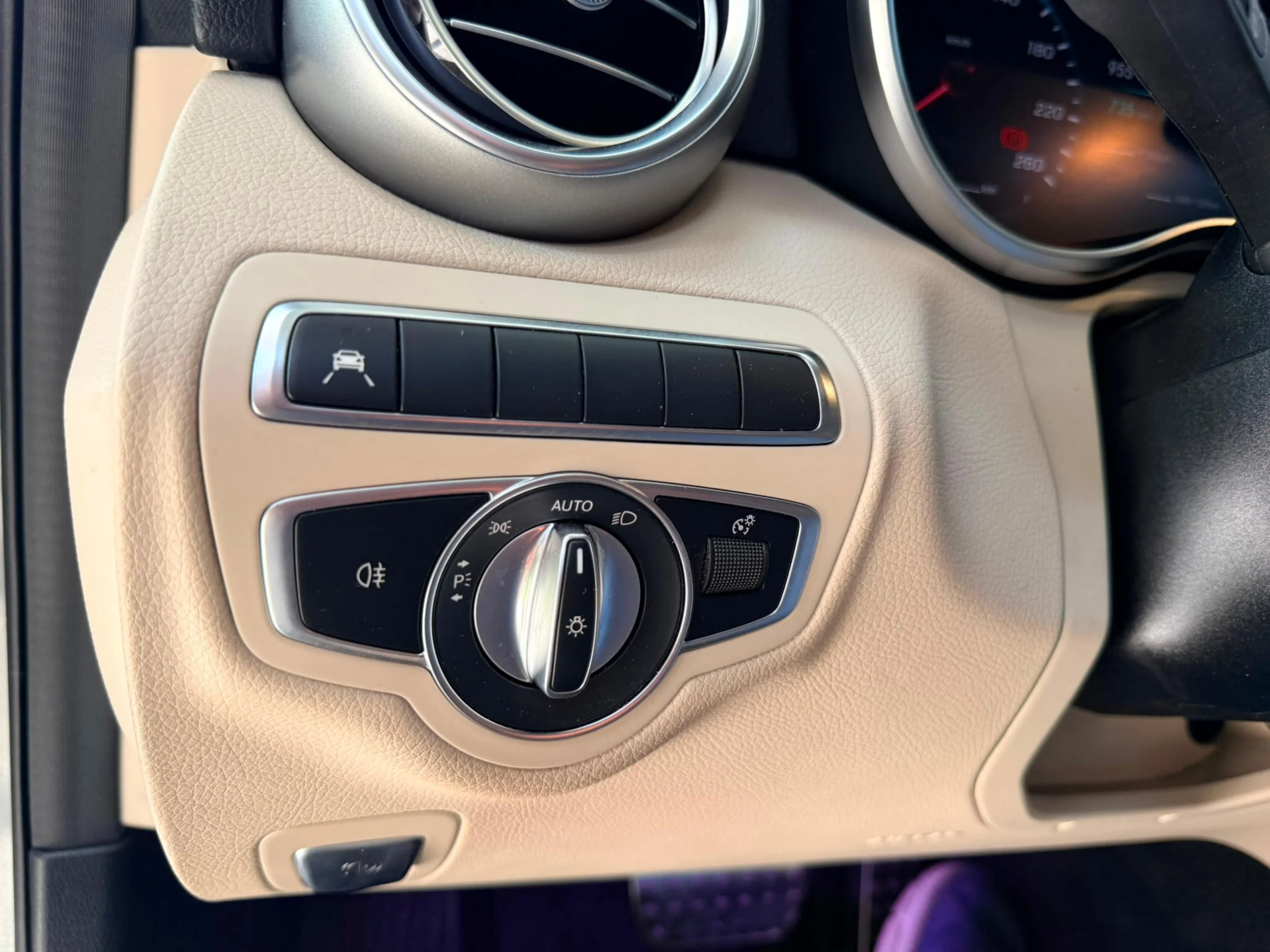 Mercedes-Benz Clase C 300de Estate Avantgarde – 306CV, Etiqueta CERO y Full Extras - Foto 14
