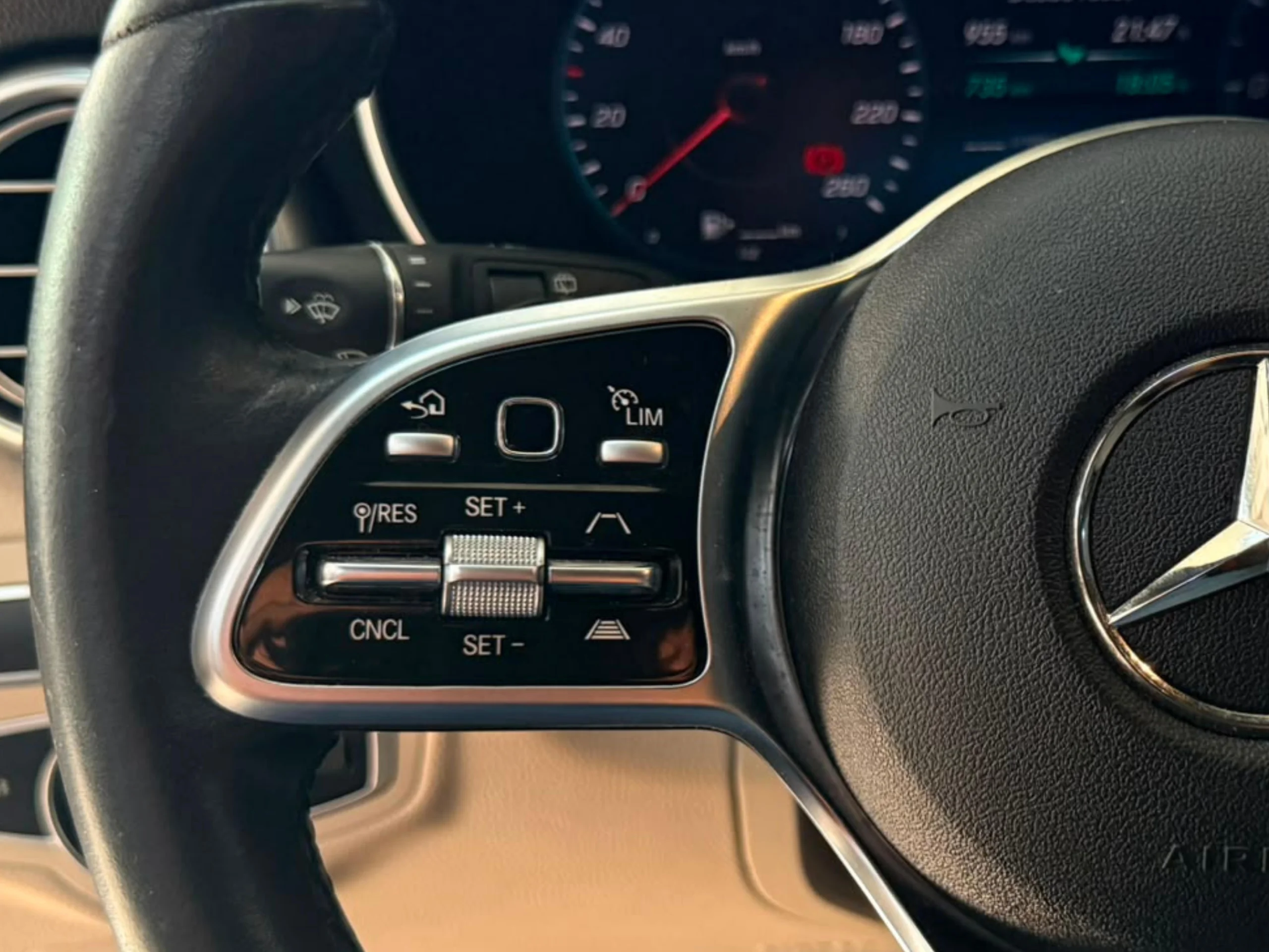 Mercedes-Benz Clase C 300de Estate Avantgarde – 306CV, Etiqueta CERO y Full Extras - Foto 16