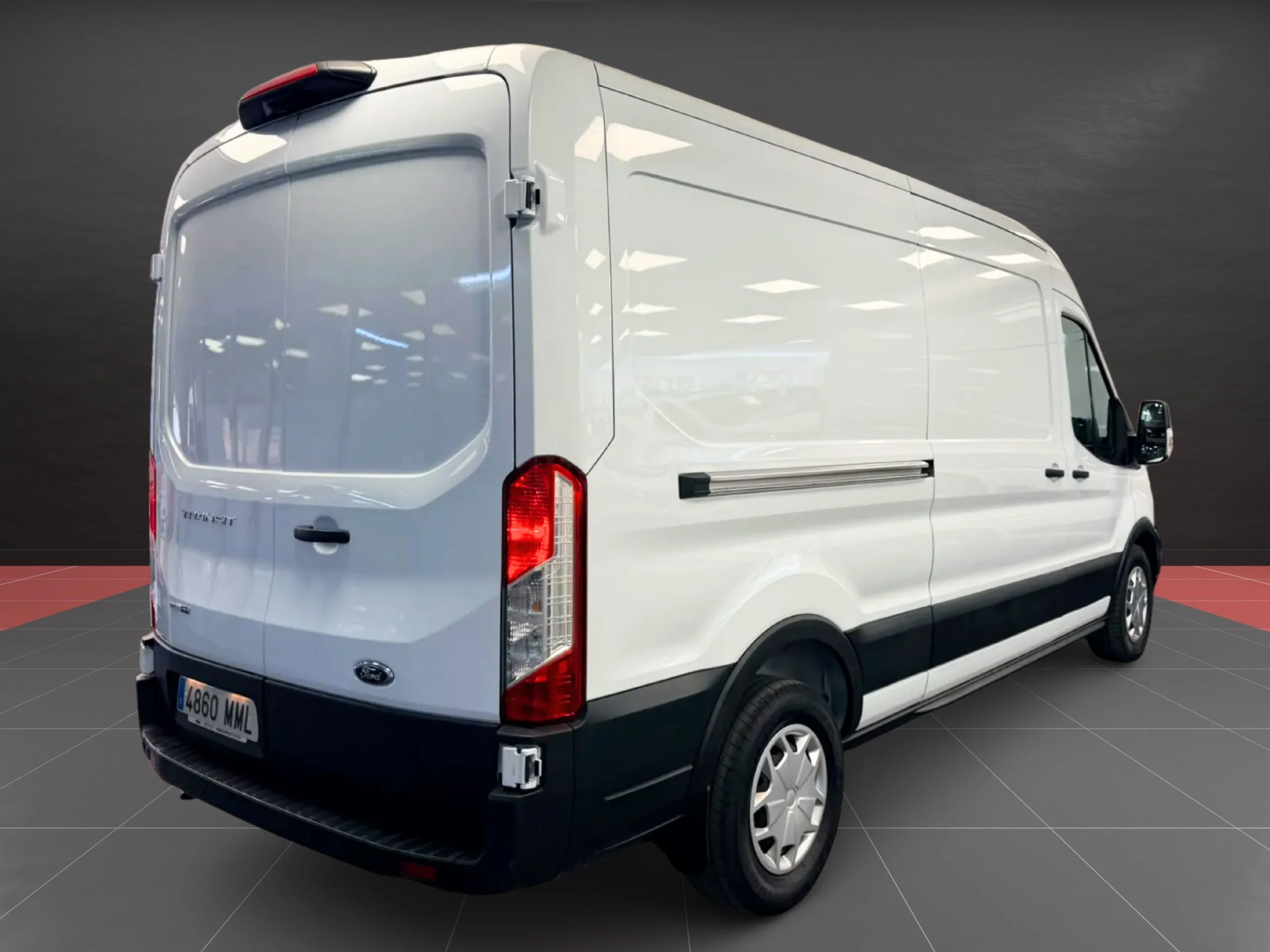 Ford Transit  Furgón L3H2 130CV Trend MHEV (2023) | Gran Volumen | Etiqueta ECO | Desde 386 € al mes  - Foto 4
