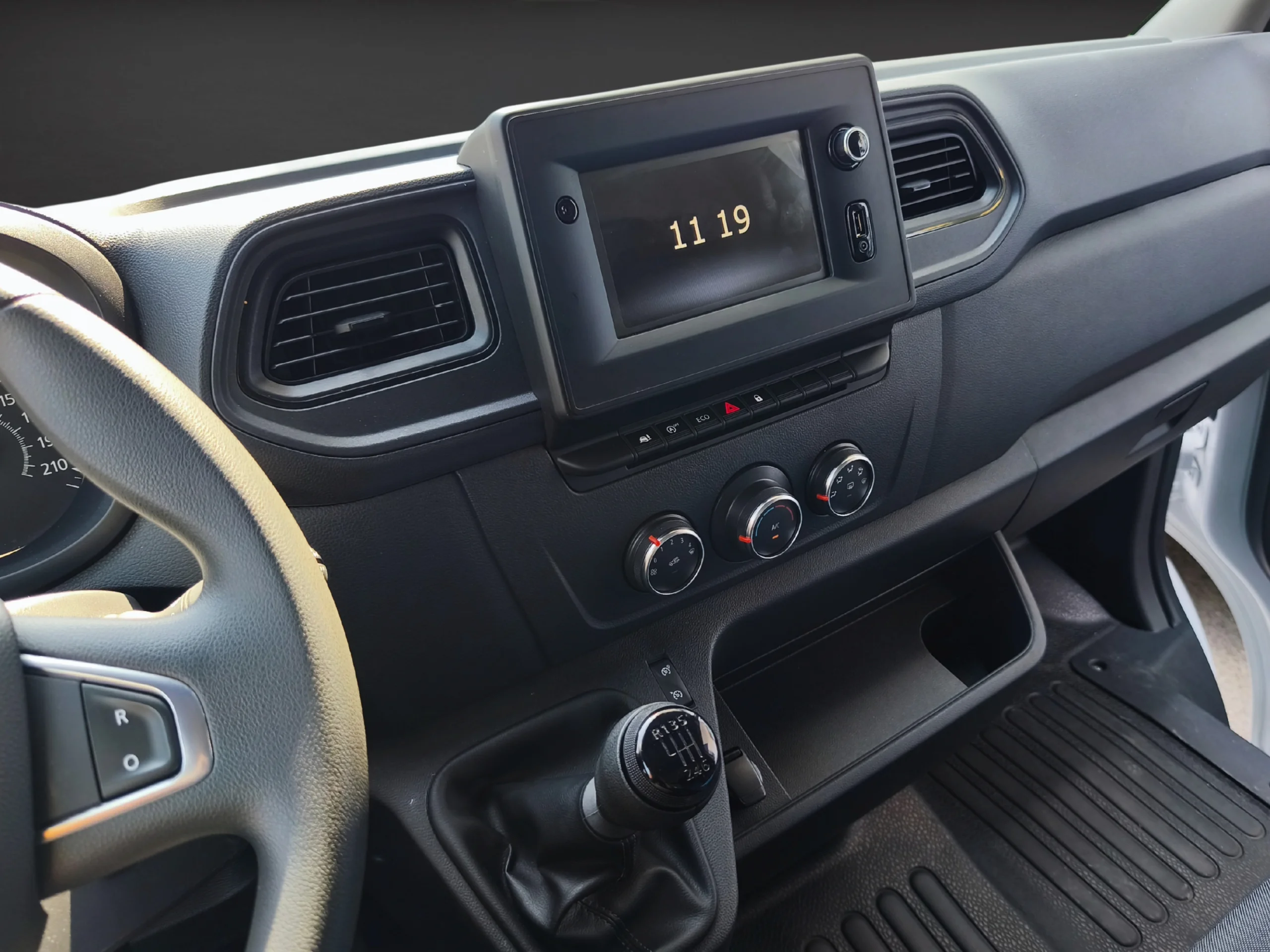 Renault Master L4H3 BluedCi Carrozado 145CV (2022) | Trampilla | Doble Rueda | Puerta Lateral | Desde 568 € al mes - Foto 22