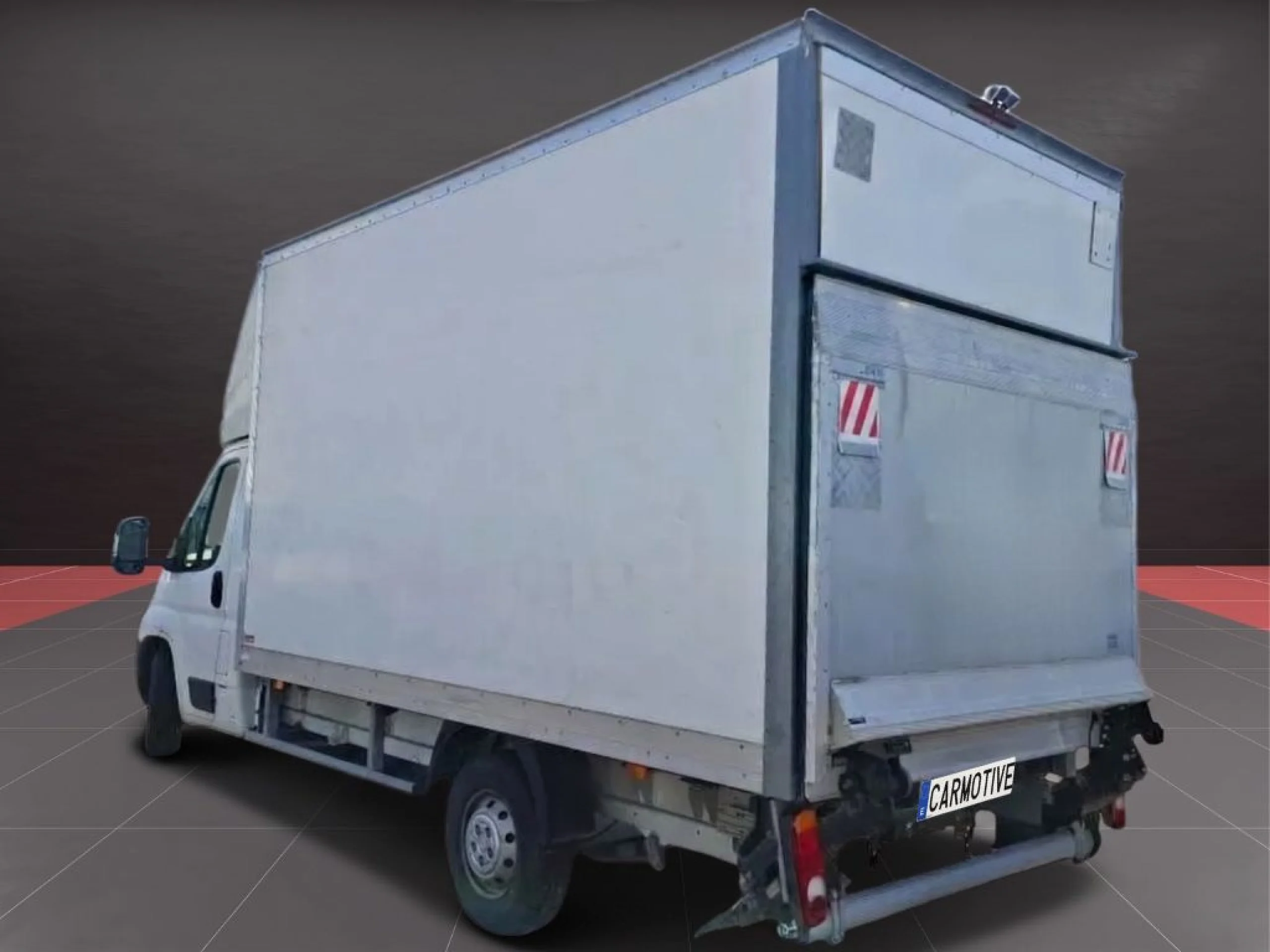 Peugeot Boxer Carrozado L4 Con trampilla y Puerta lateral 130CV  - Foto 1