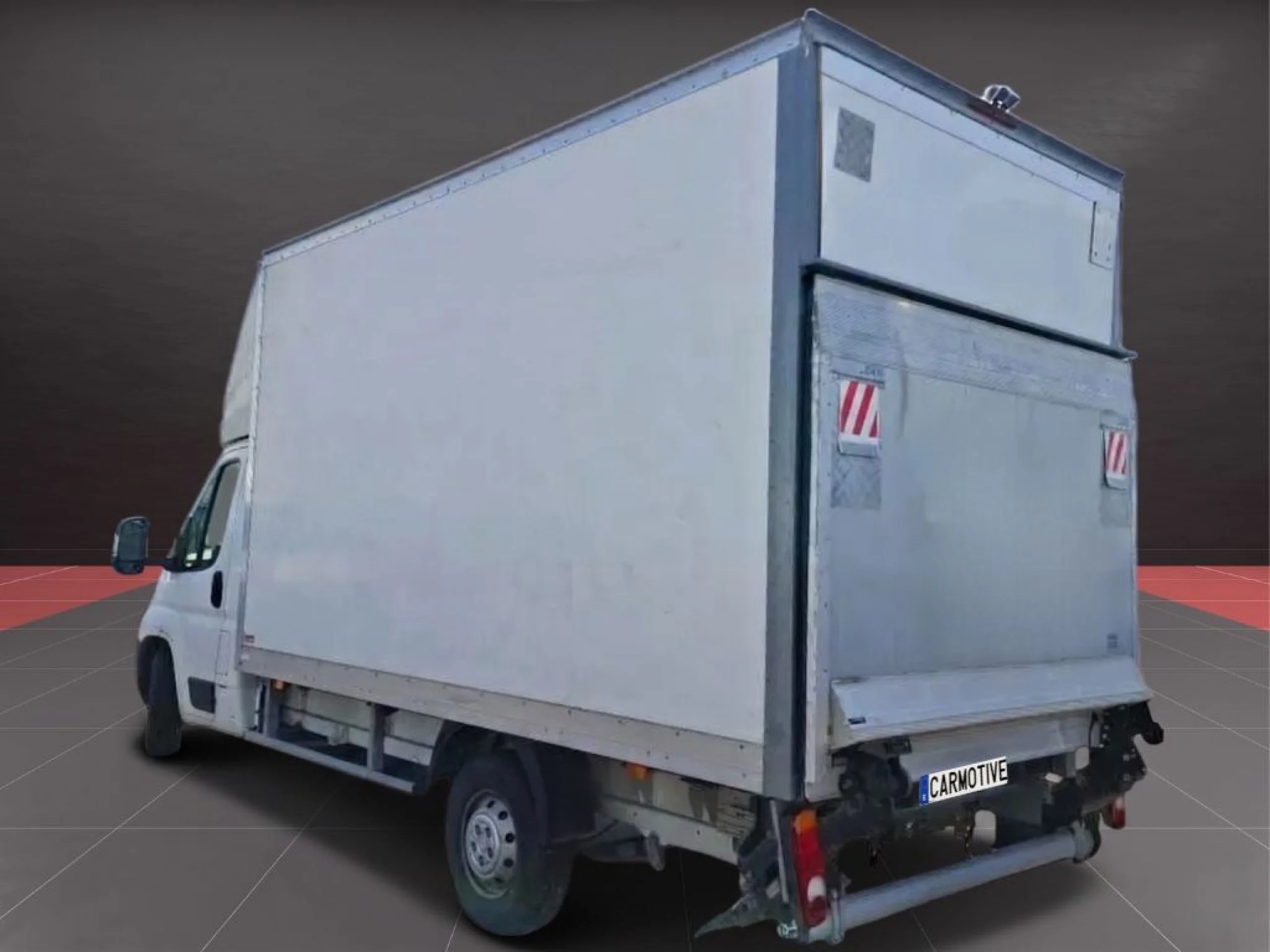 Peugeot Boxer Carrozado L4 Con trampilla y Puerta lateral 130CV  - Foto 7