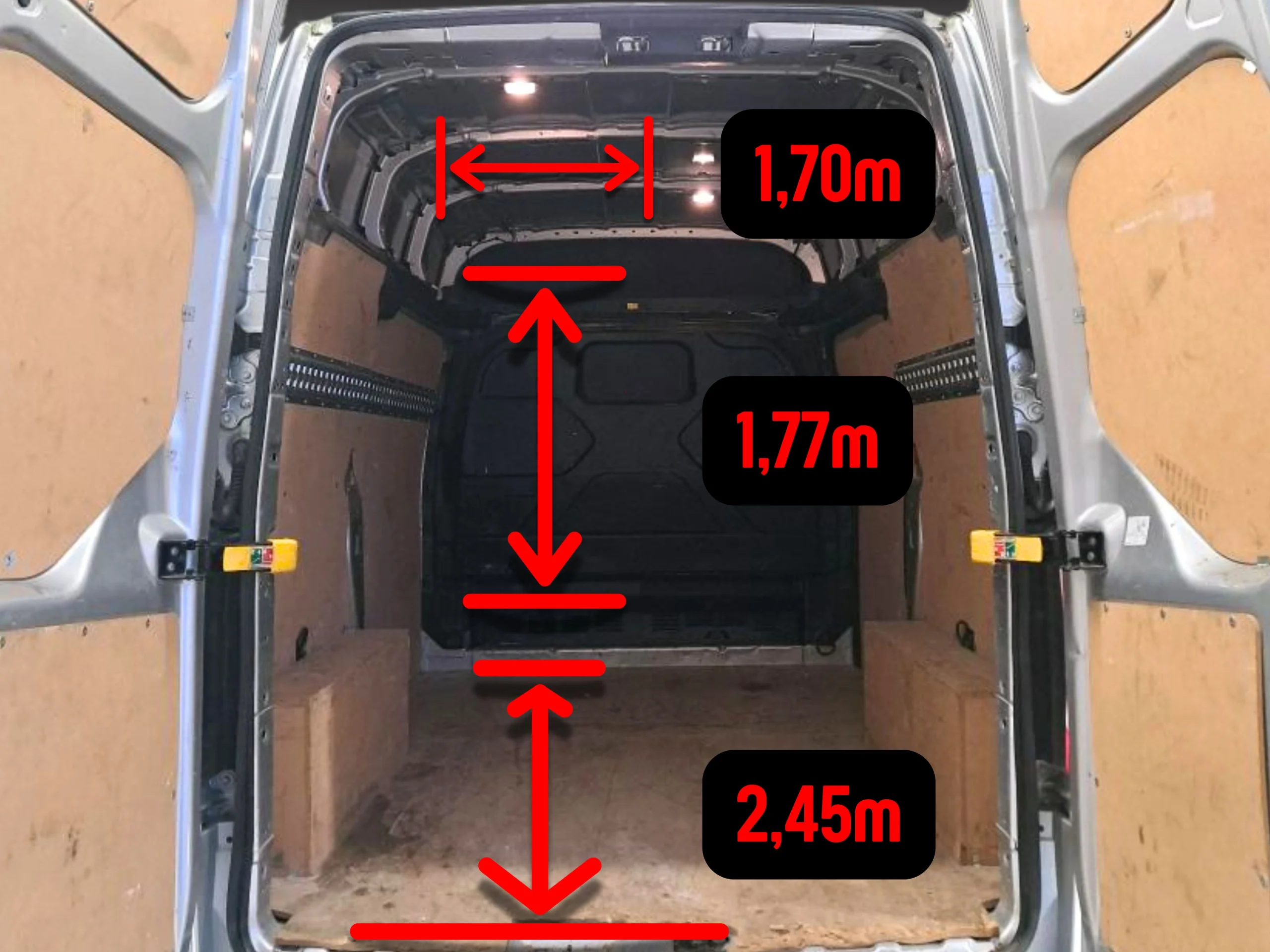 Ford Transit Custom L1H2 TREND BUSINESS - Foto 6