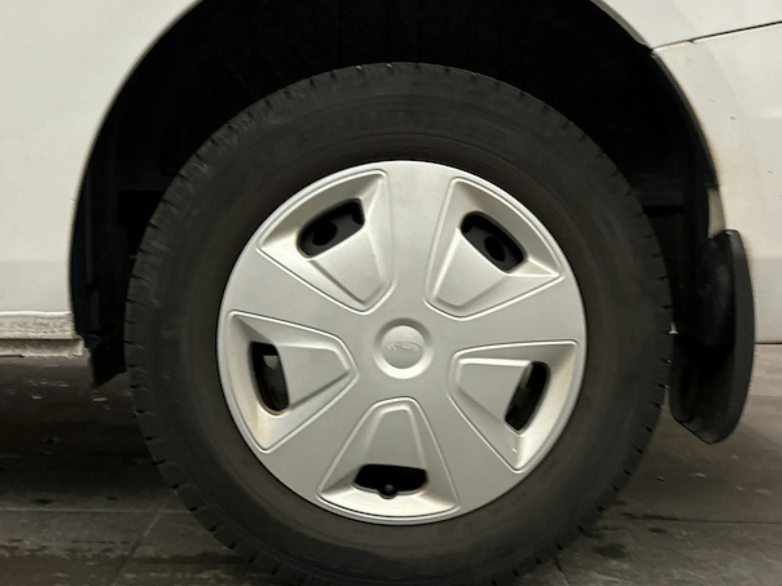 Ford Transit Custom Kombi 9 L2H1 Trend 2.0 130CV - Foto 12