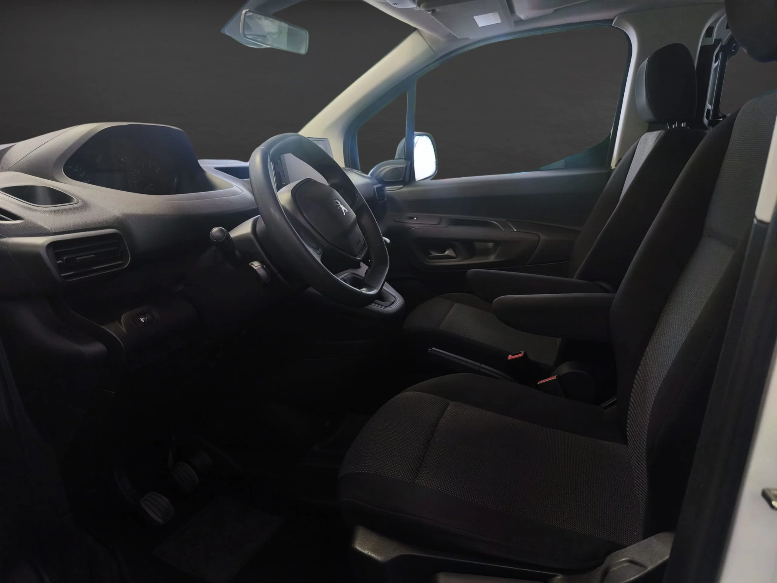 Peugeot Partner 4x4 Doble Cabina Long Combi 5 Plazas (2022) | Desde 291€/mes - Foto 13