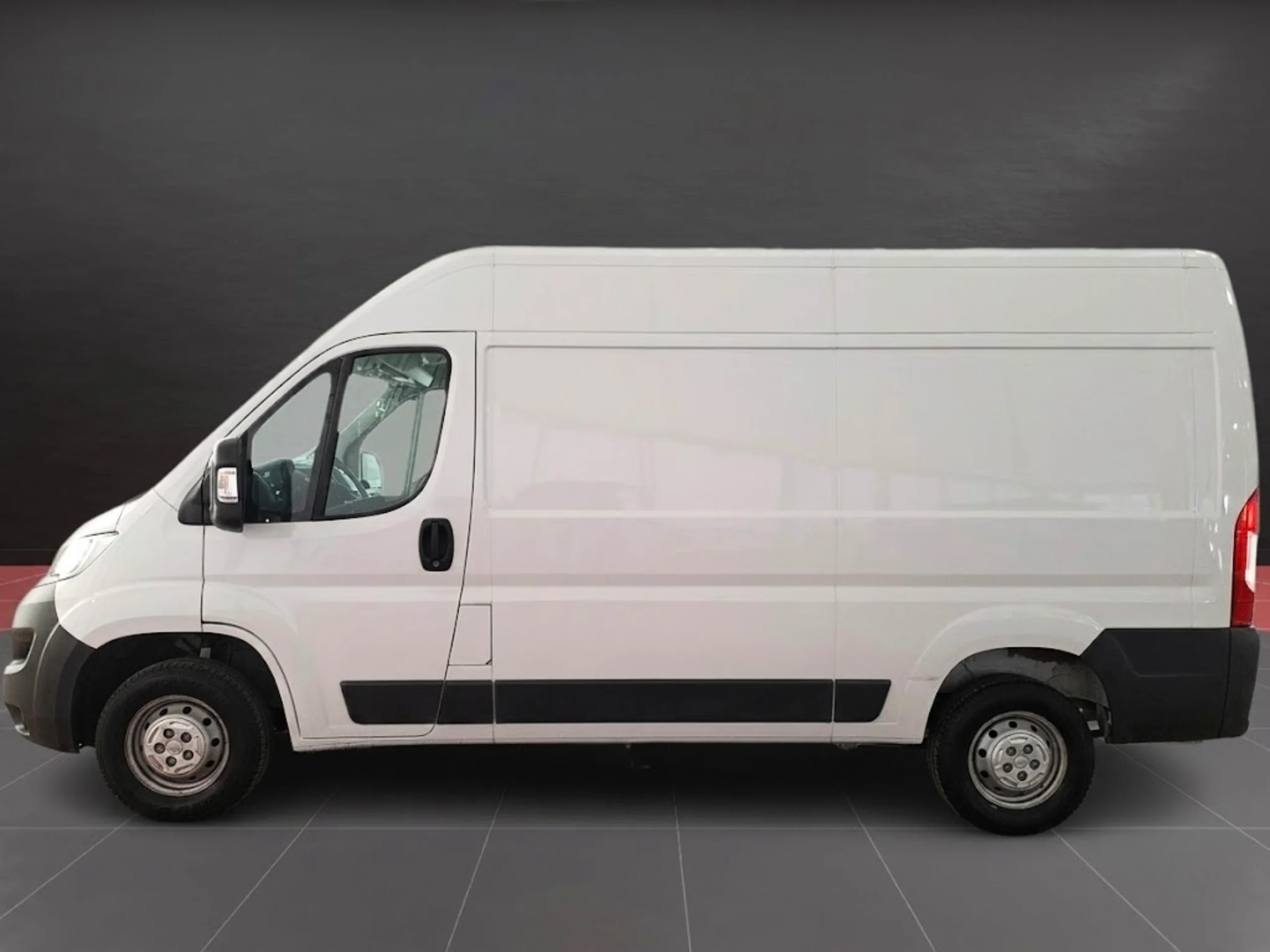Citroen Jumper L2H2 BlueHDi (2023) | Equilibrio y Capacidad para Profesionales | Desde 380 € al mes - Foto 6