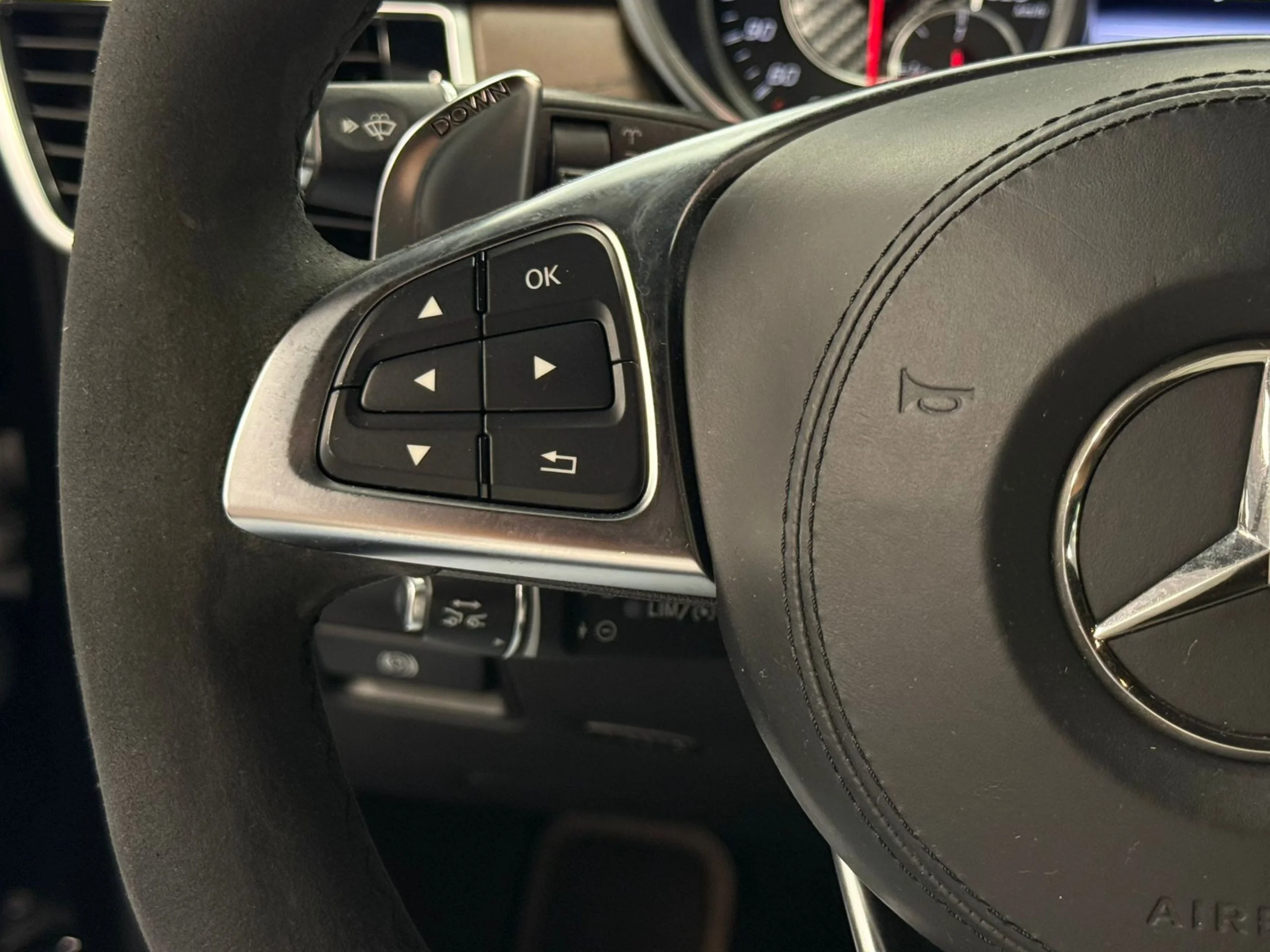 Mercedes-Benz GLS 63 AMG 4MATIC  430 kW (585 CV)  - Foto 16