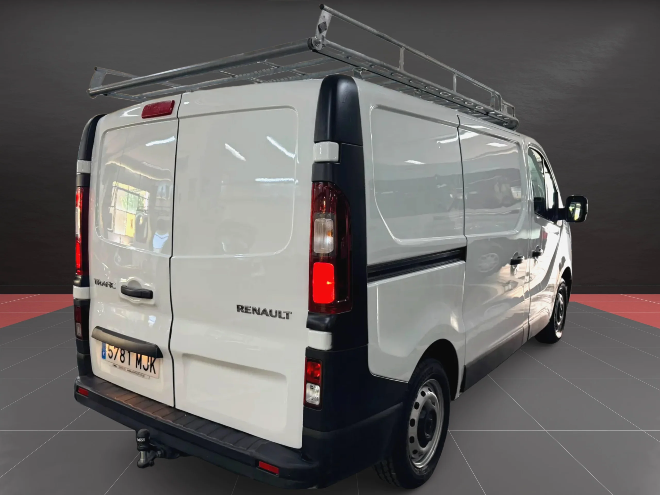 Renault Trafic L1H1 | Baca y bola de remolque | 2.0 dCi 130 CV BLUEDCI - Foto 5