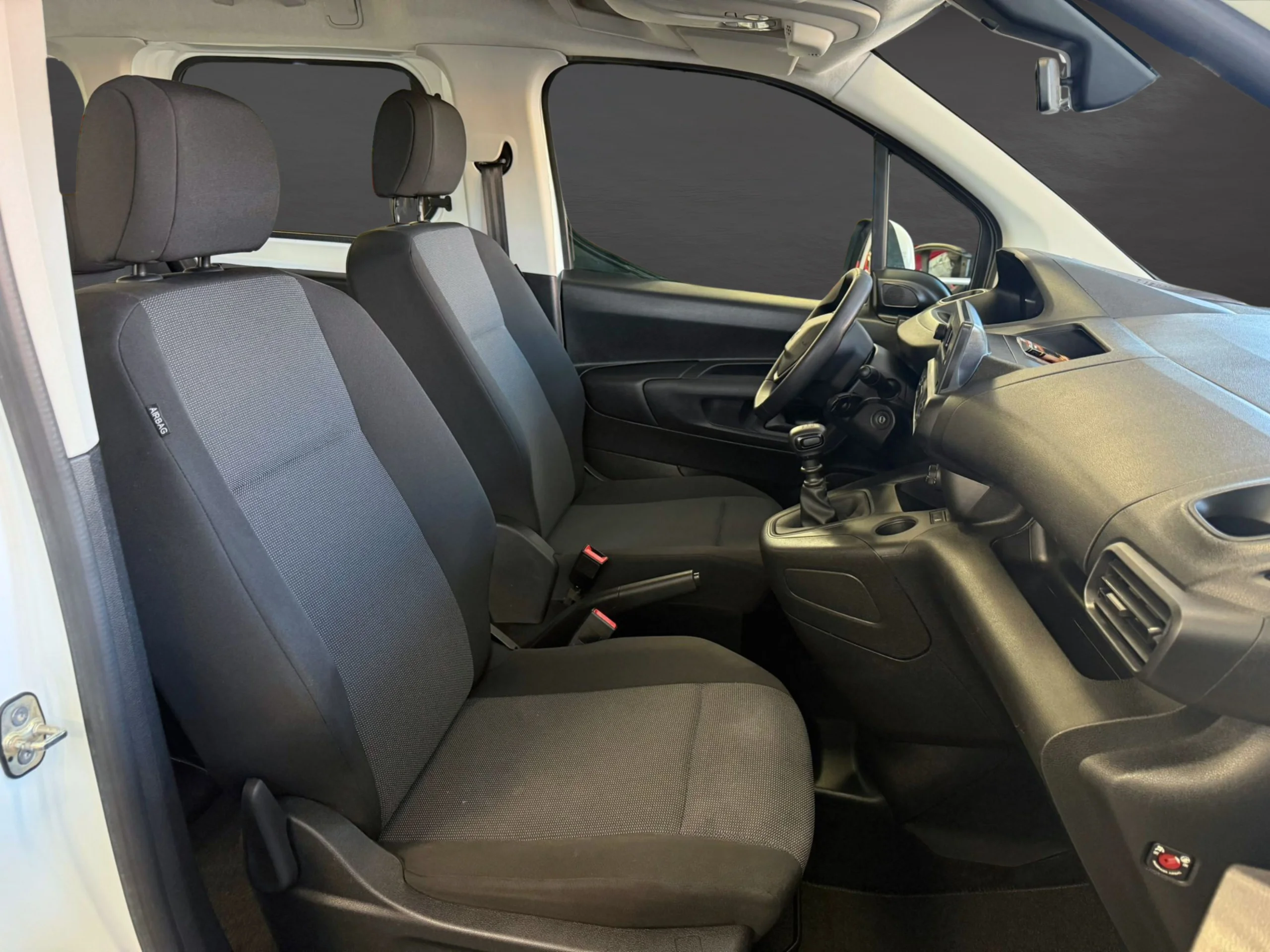 Peugeot Rifter Combi Active 102 CV  BLUEHDI - Foto 15