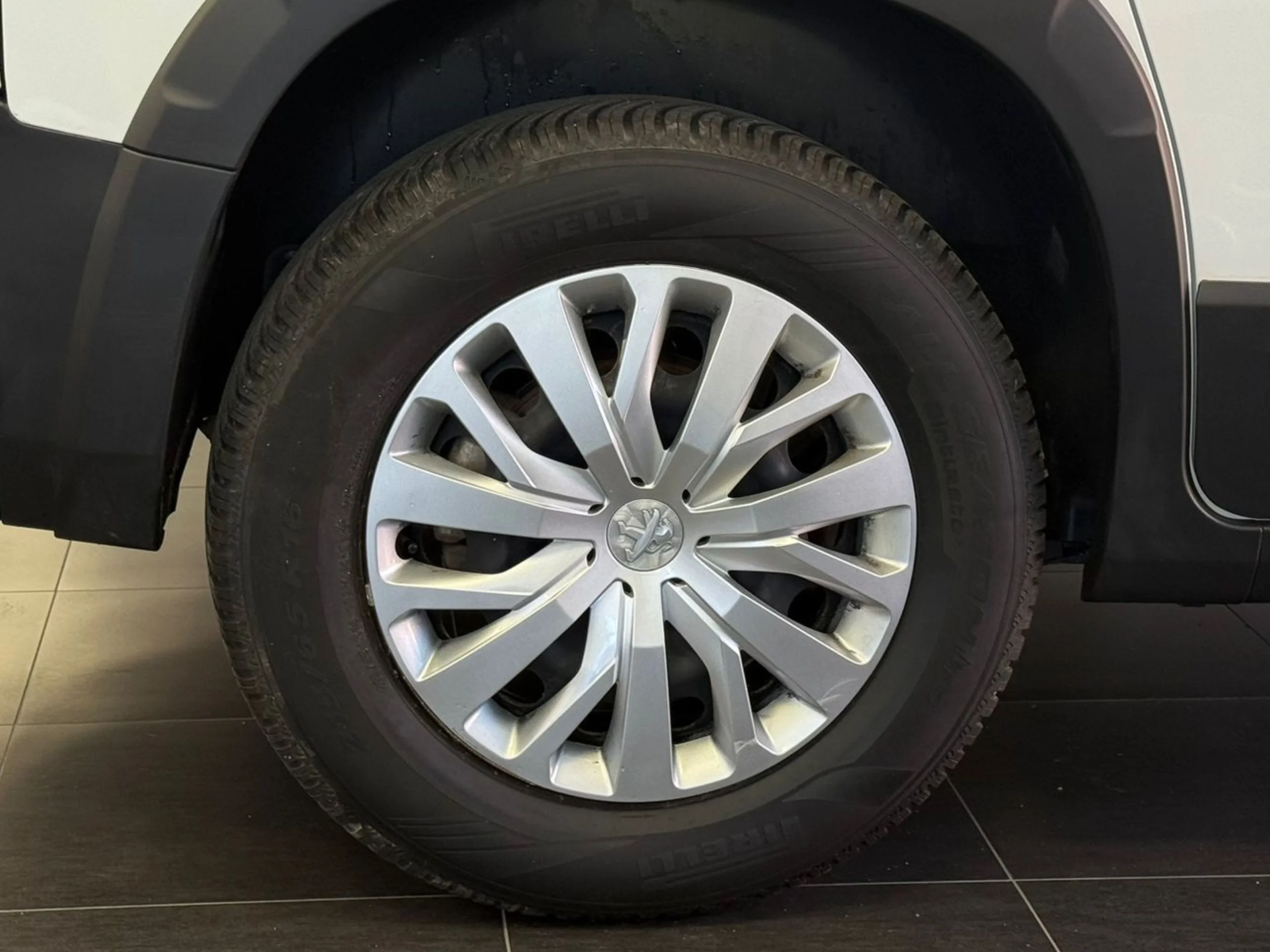 Peugeot Rifter Combi Active 102 CV  BLUEHDI - Foto 22